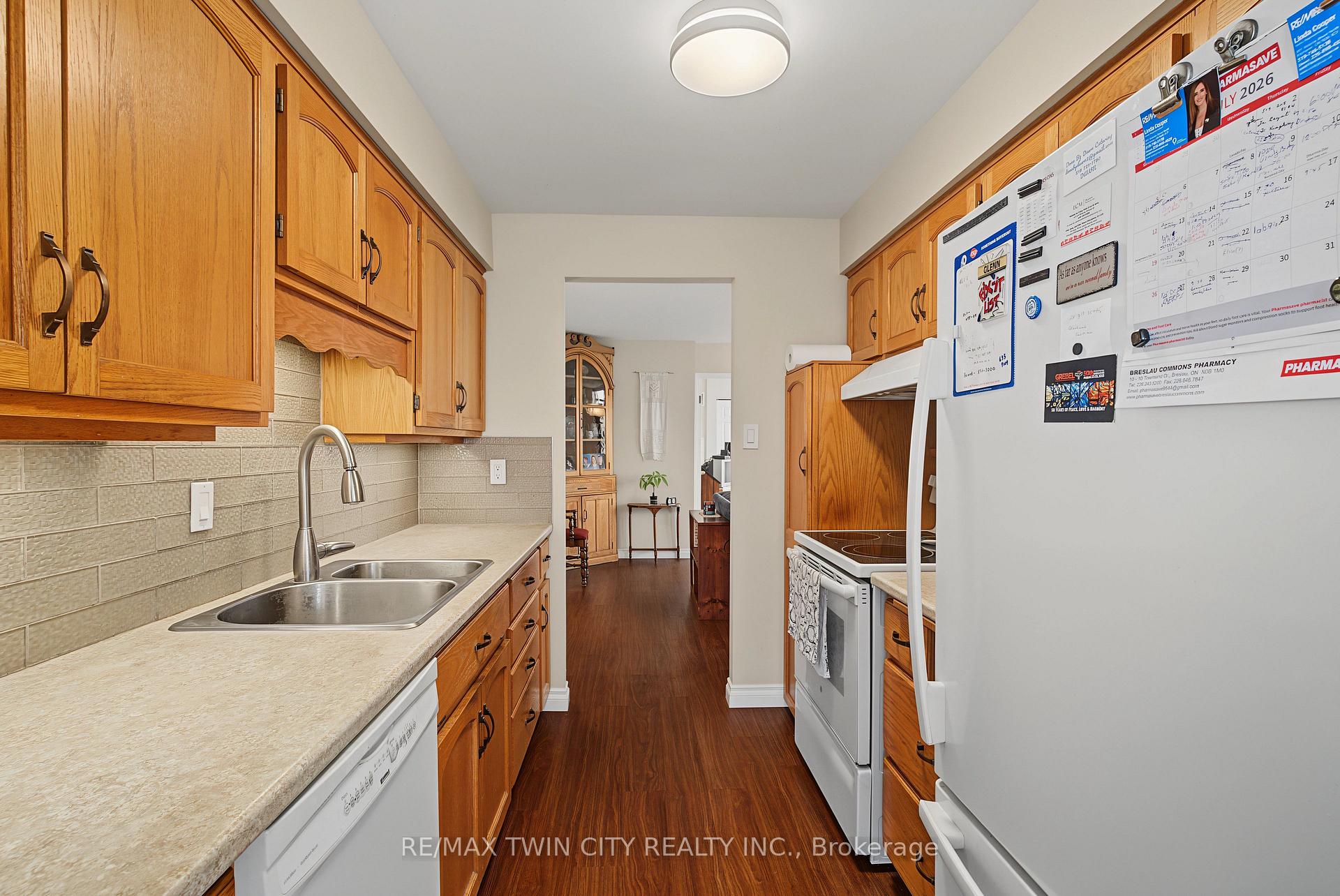 Photo 8 of 1414 King Street E, Kitchener, King East — HOMEH