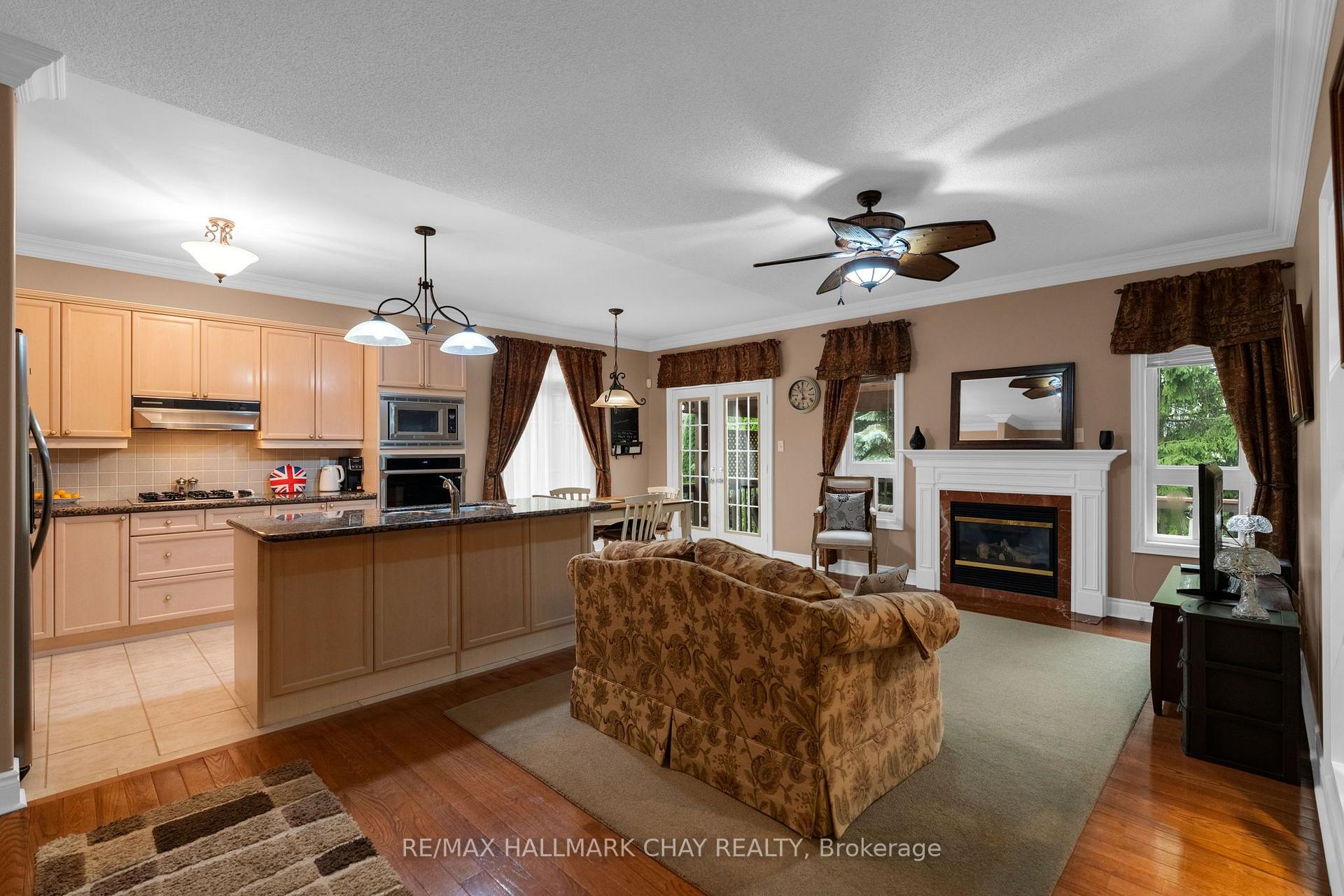 Photo 7 of 24 Northwood Drive, Wasaga Beach — HOMEH