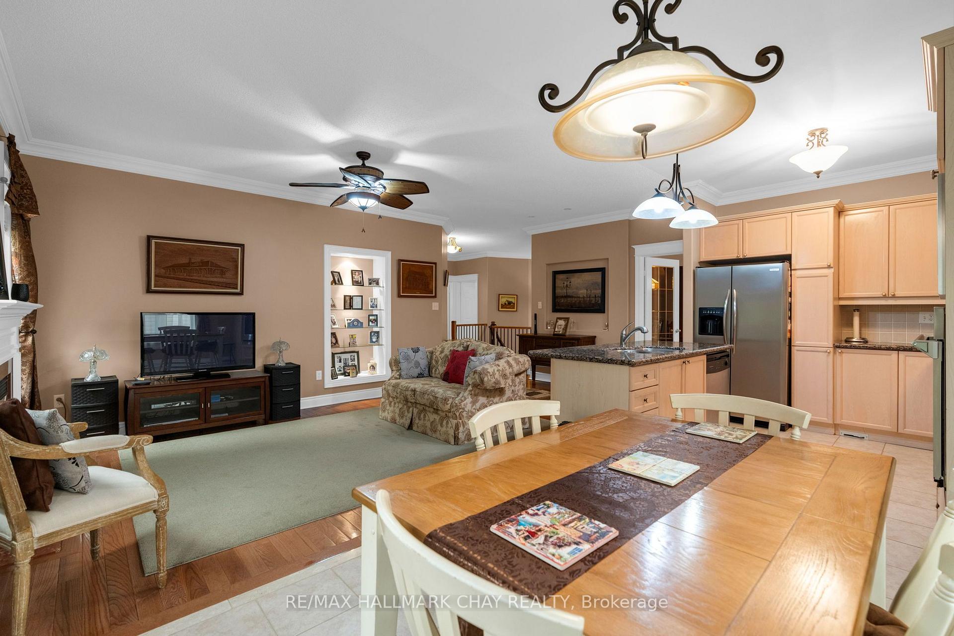 Photo 10 of 24 Northwood Drive, Wasaga Beach — HOMEH