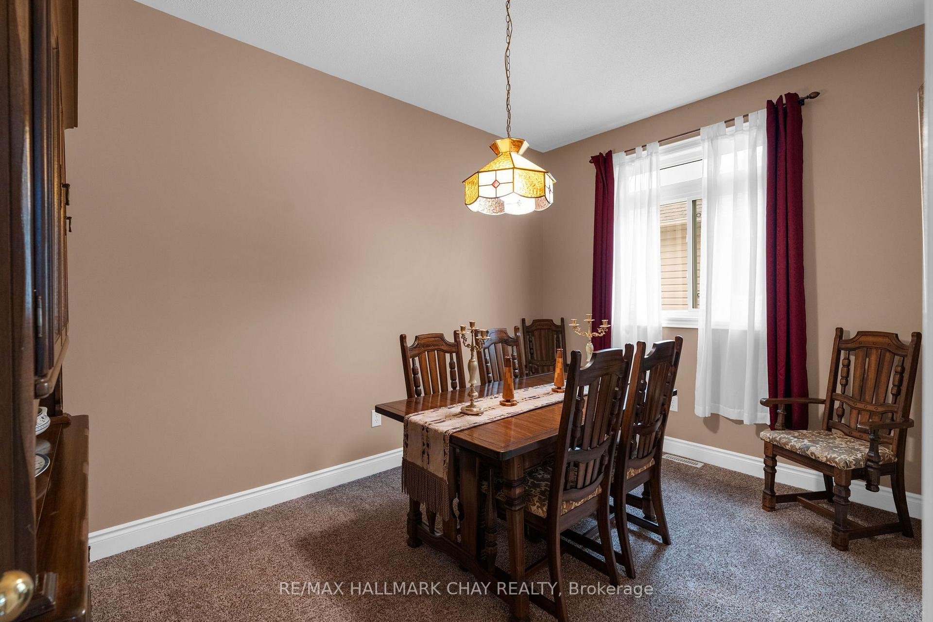 Photo 15 of 24 Northwood Drive, Wasaga Beach — HOMEH