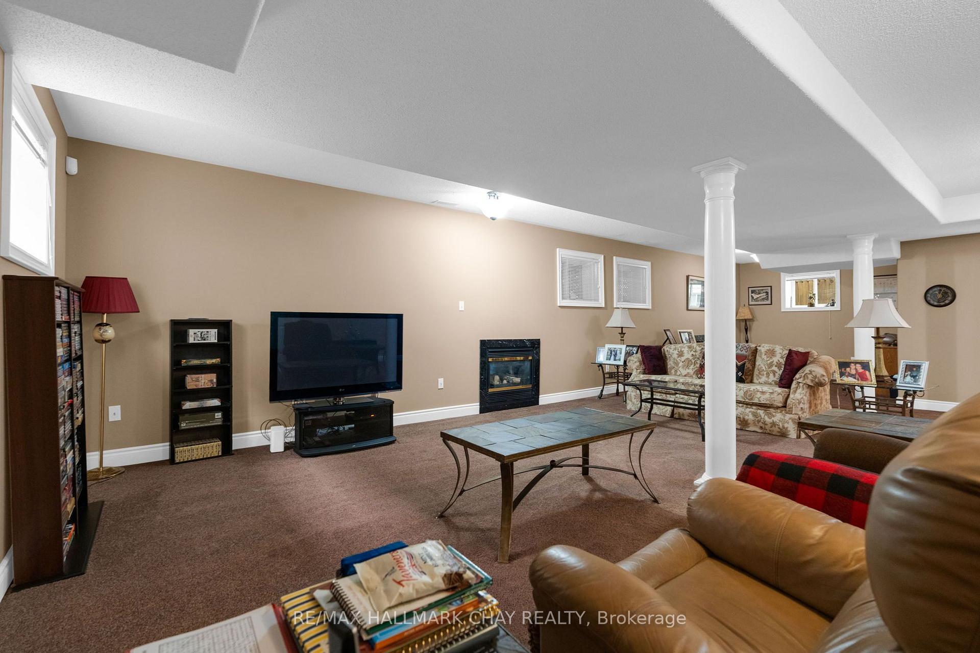 Photo 25 of 24 Northwood Drive, Wasaga Beach — HOMEH