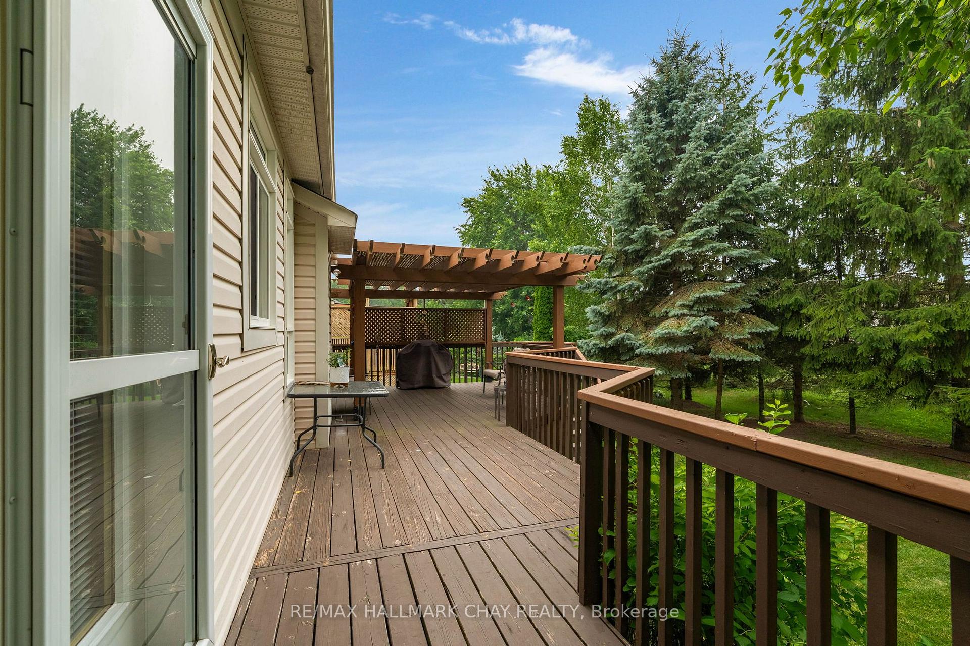 Photo 35 of 24 Northwood Drive, Wasaga Beach — HOMEH