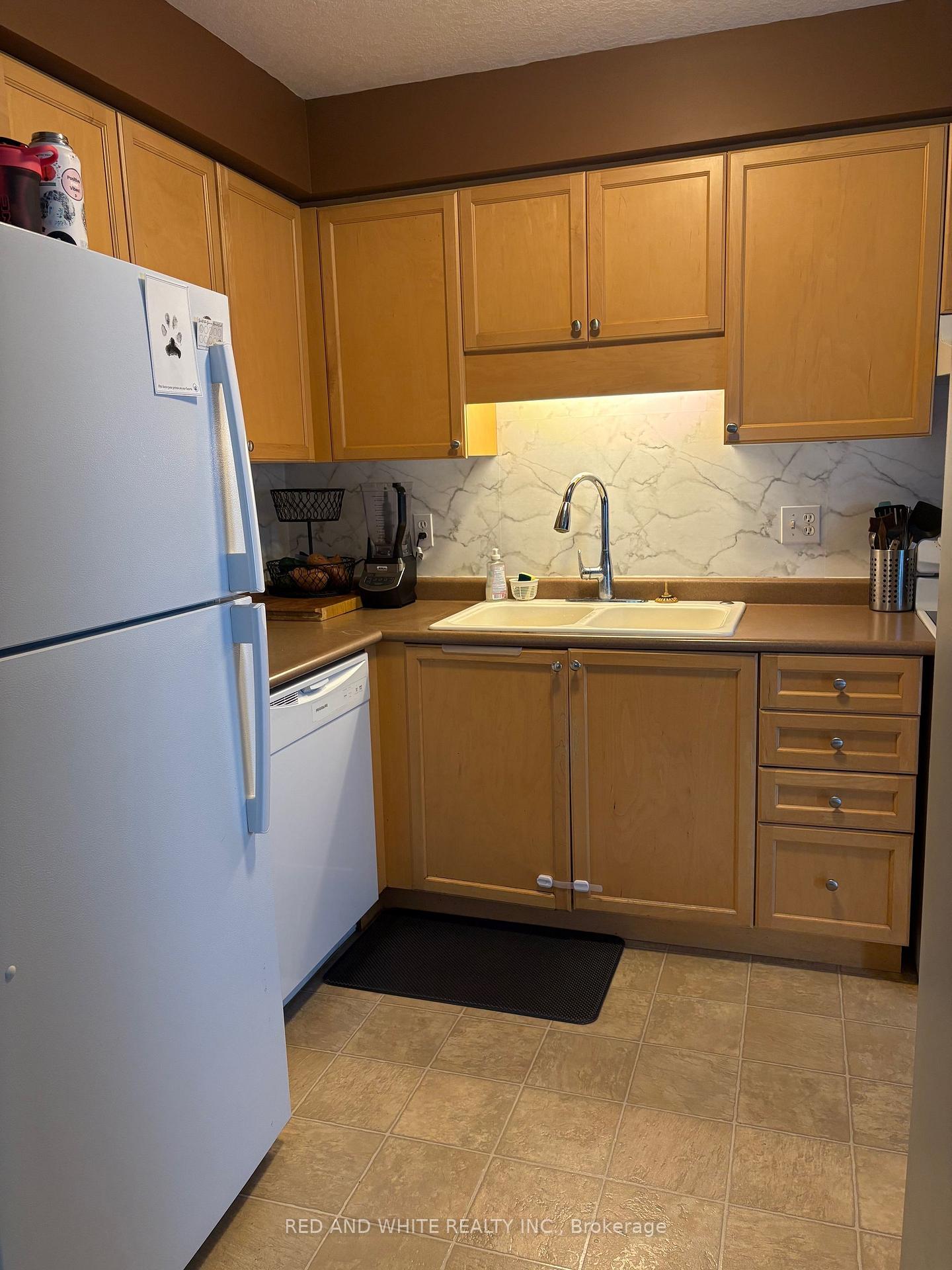 Photo 9 of 51 Swift Crescent, Guelph, Grange Road — HOMEH