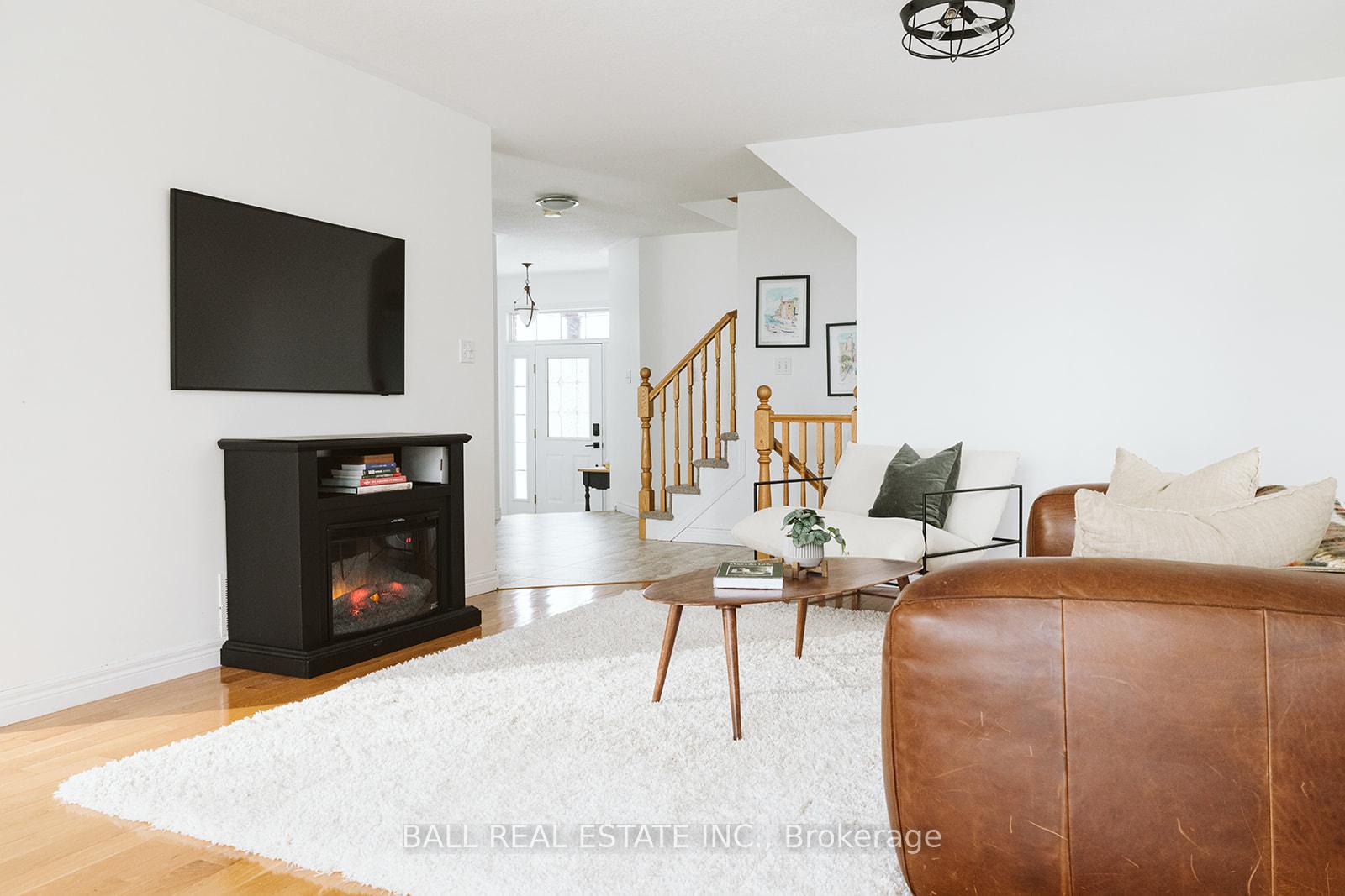 Photo 13 of 66 Highlands Crescent, Collingwood — HOMEH