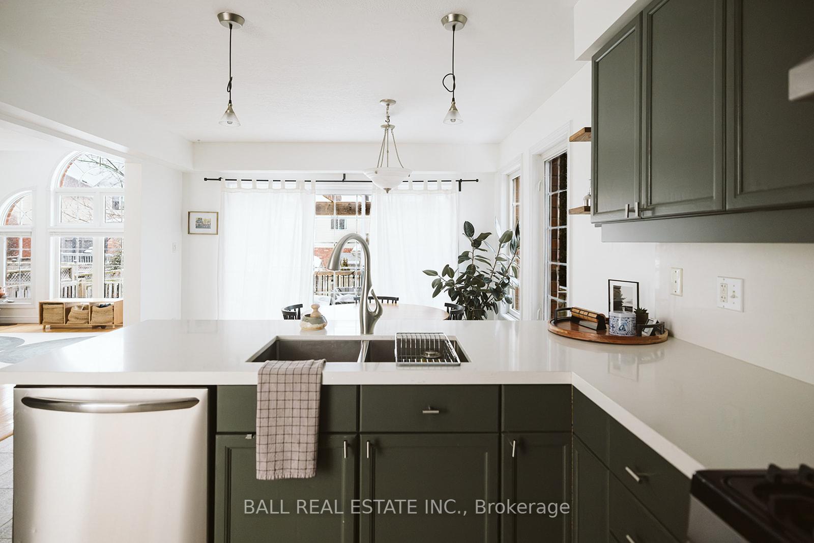 Photo 17 of 66 Highlands Crescent, Collingwood — HOMEH