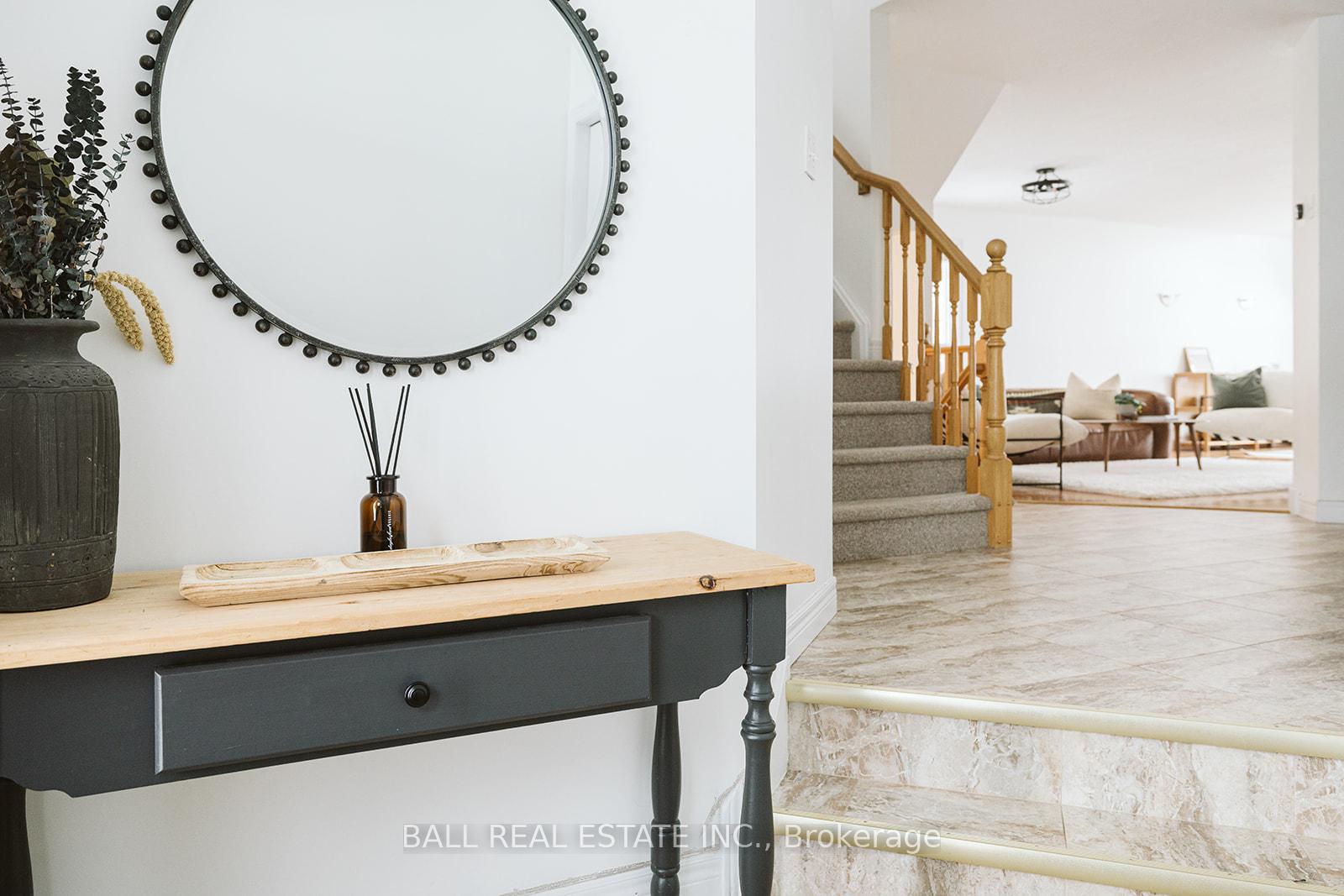 Photo 4 of 66 Highlands Crescent, Collingwood — HOMEH