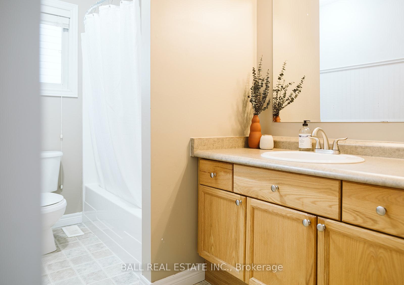 Photo 34 of 66 Highlands Crescent, Collingwood — HOMEH