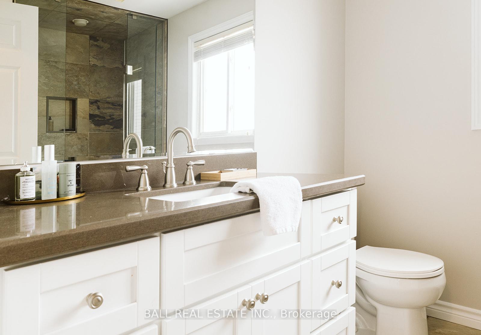 Photo 38 of 66 Highlands Crescent, Collingwood — HOMEH