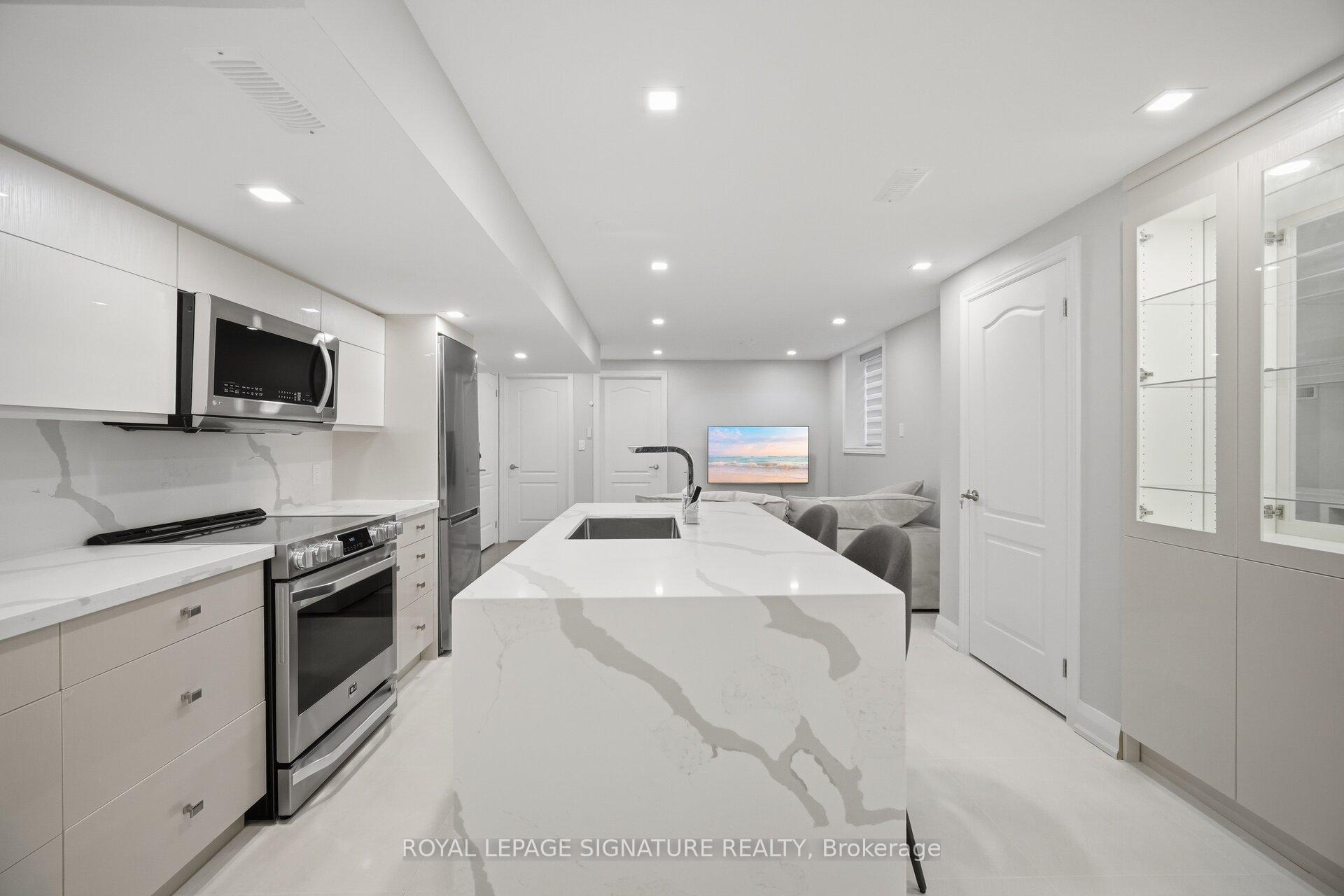 Photo 8 of Unit 2, 91 Roulette Crescent, Brampton, Northwest Brampton — HOMEH