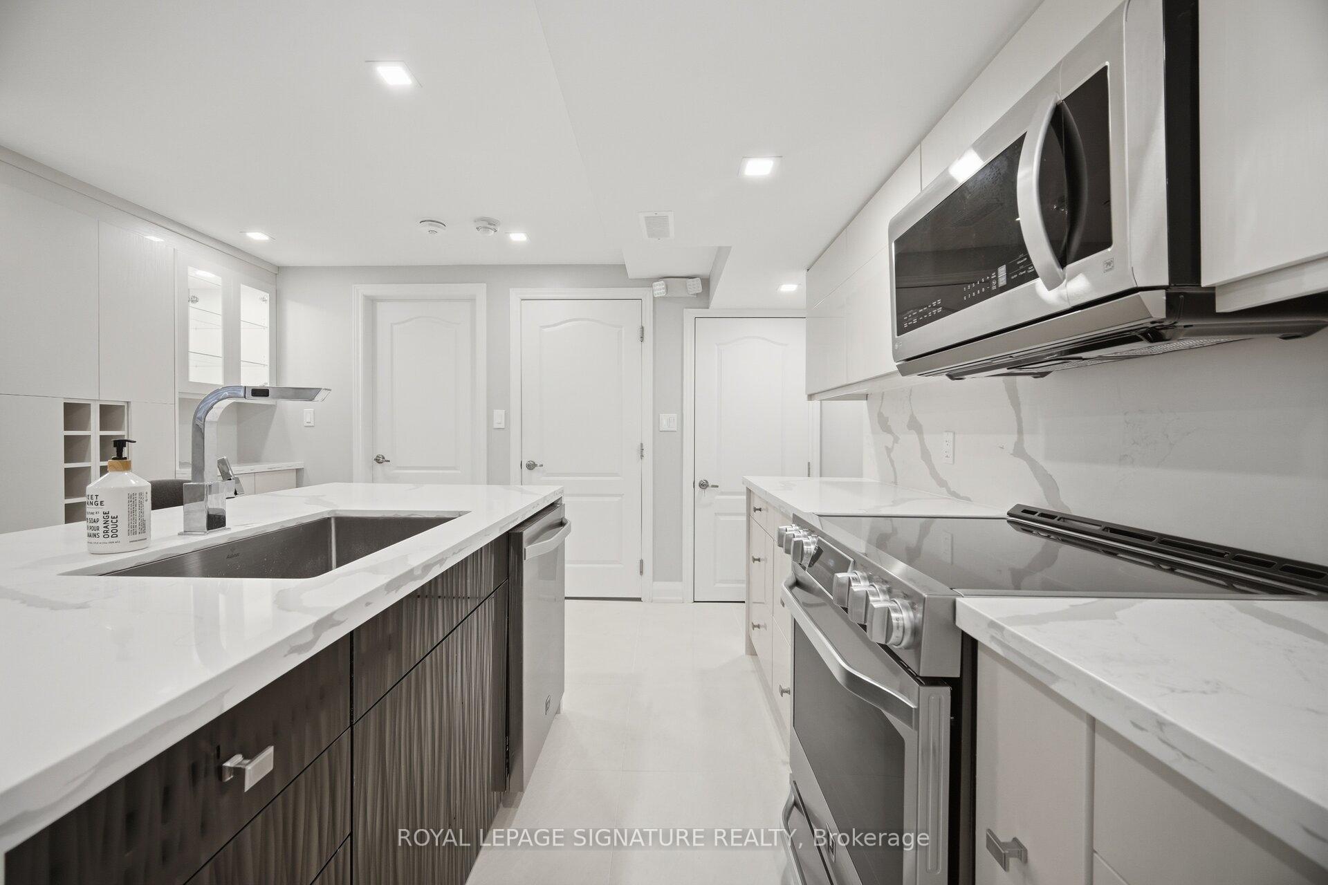 Photo 10 of Unit 2, 91 Roulette Crescent, Brampton, Northwest Brampton — HOMEH
