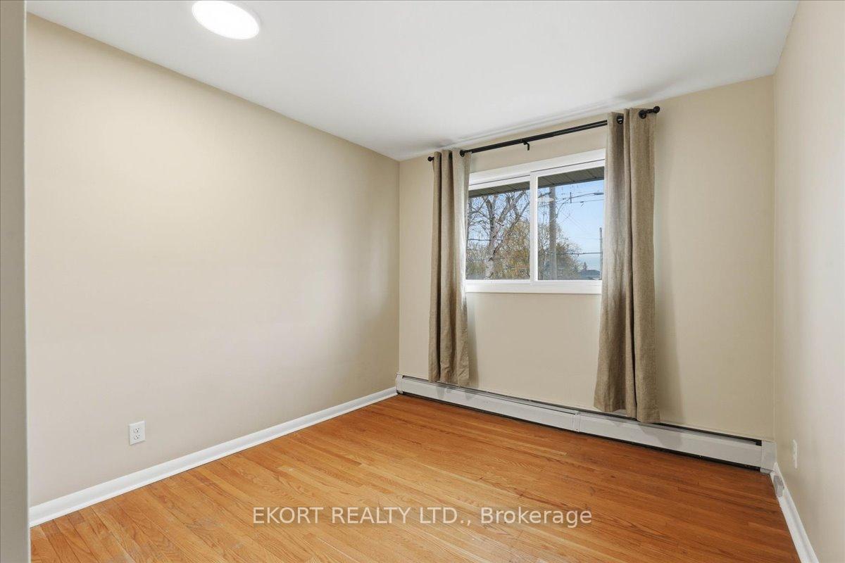 Photo 21 of 52 Edgehill Road, Belleville, Belleville Ward — HOMEH