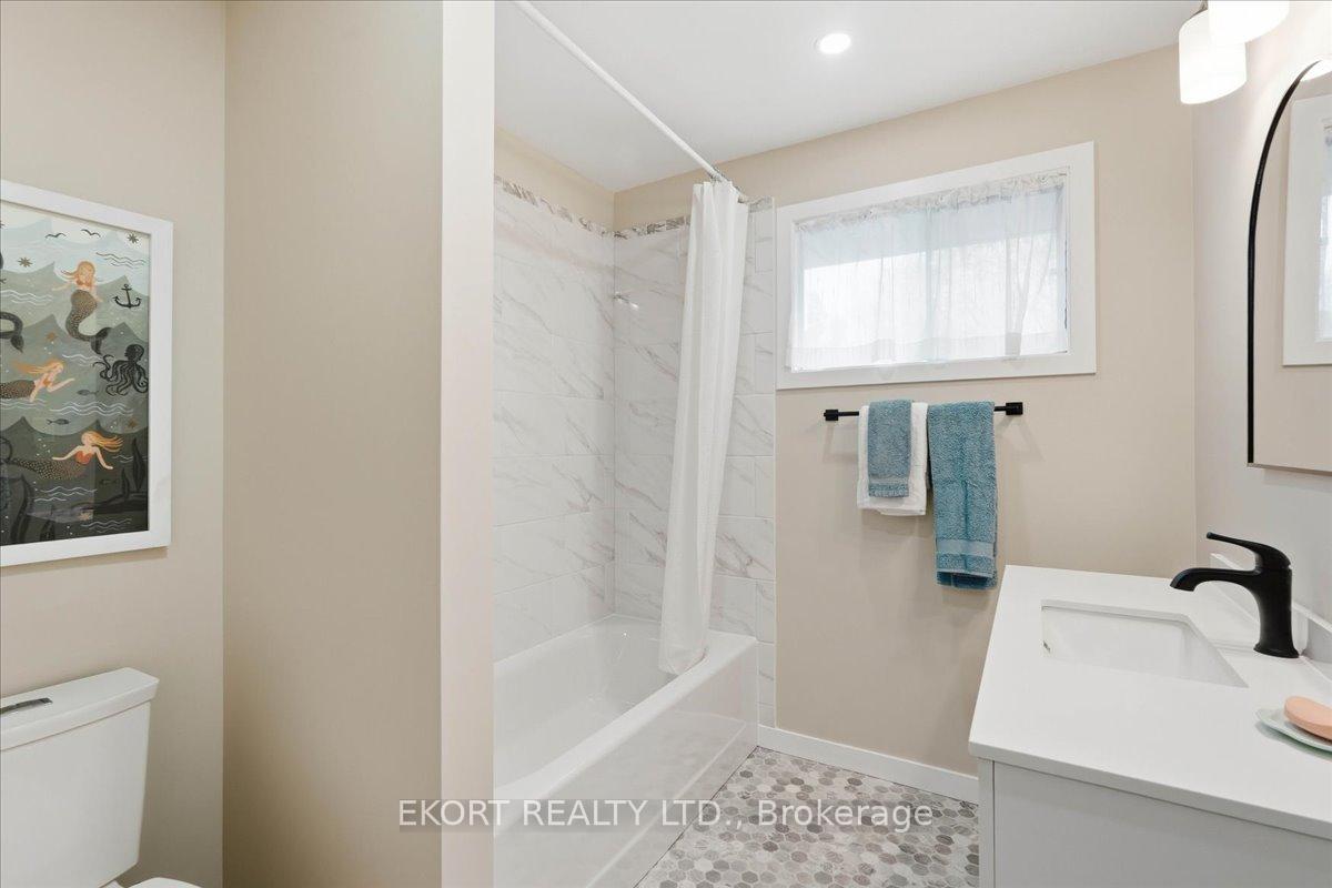 Photo 23 of 52 Edgehill Road, Belleville, Belleville Ward — HOMEH