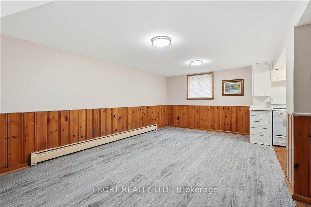 Photo 24 of 52 Edgehill Road, Belleville, Belleville Ward — HOMEH