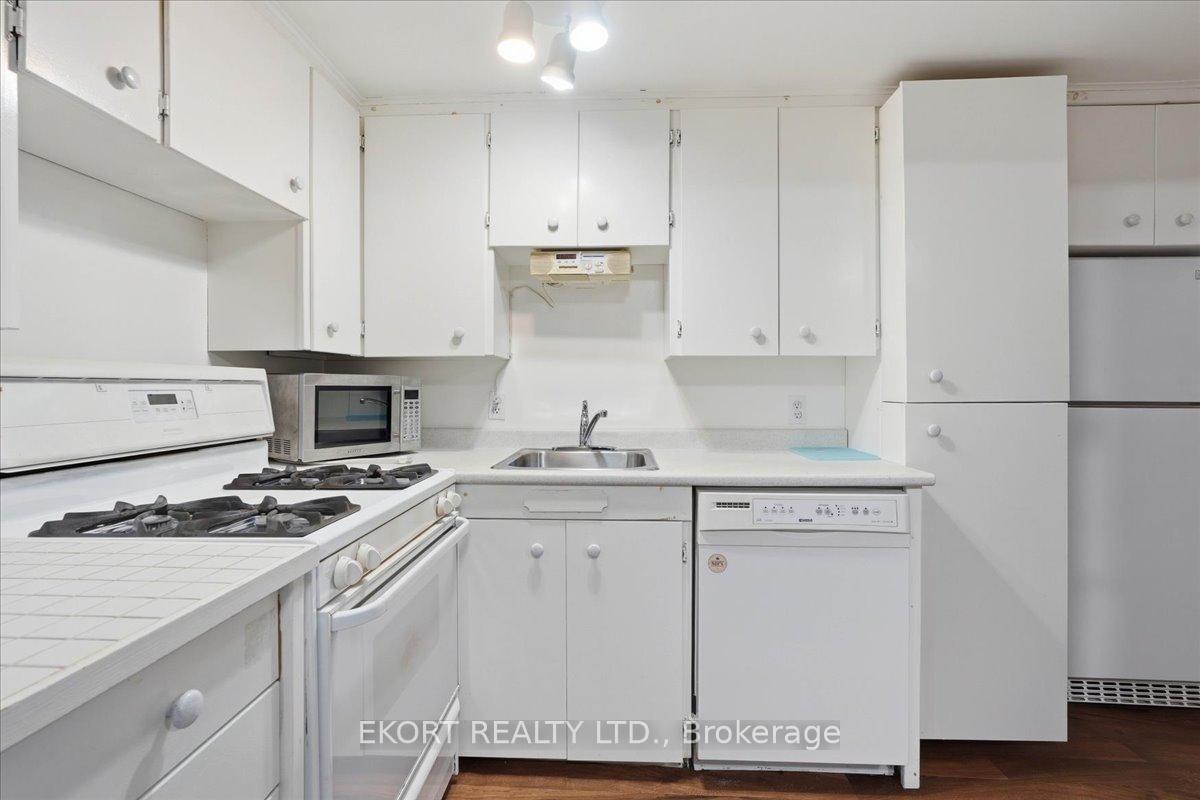 Photo 25 of 52 Edgehill Road, Belleville, Belleville Ward — HOMEH