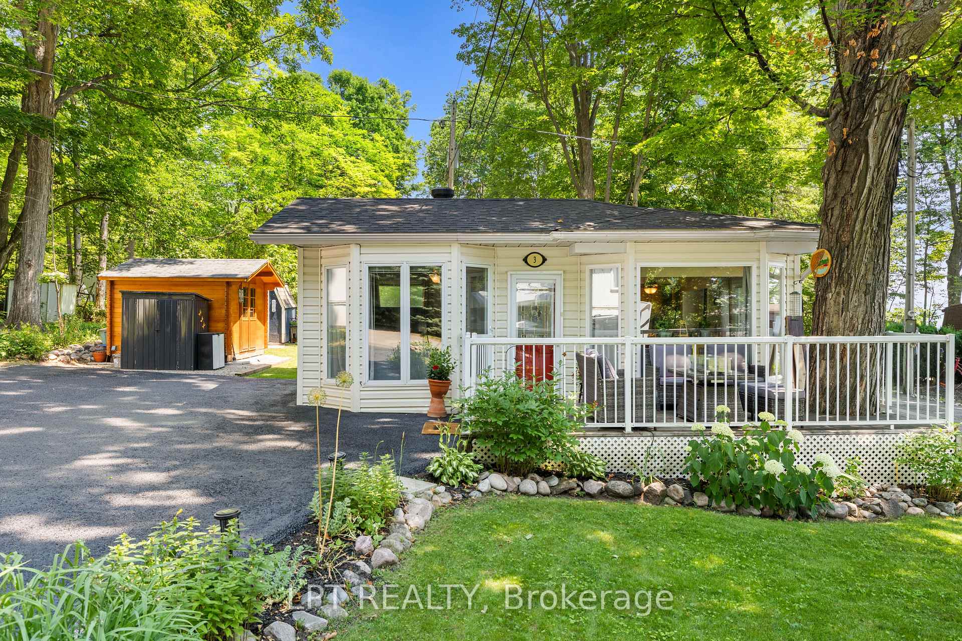 Photo 5 of Unit 3, 525 Midland Point Road, Midland — HOMEH