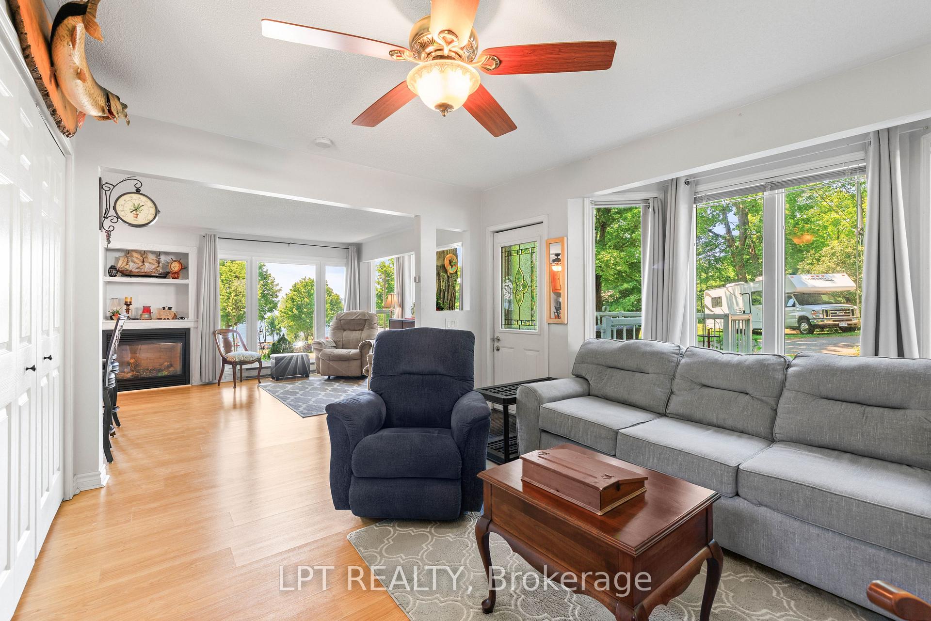 Photo 9 of Unit 3, 525 Midland Point Road, Midland — HOMEH