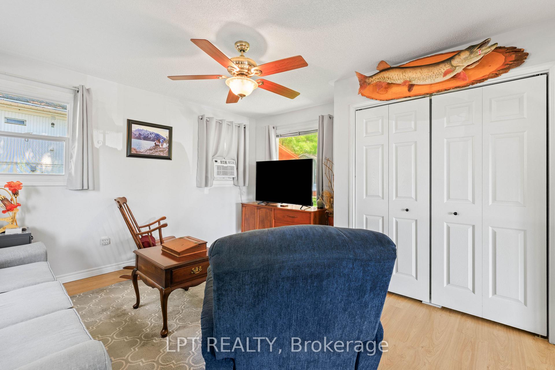 Photo 10 of Unit 3, 525 Midland Point Road, Midland — HOMEH
