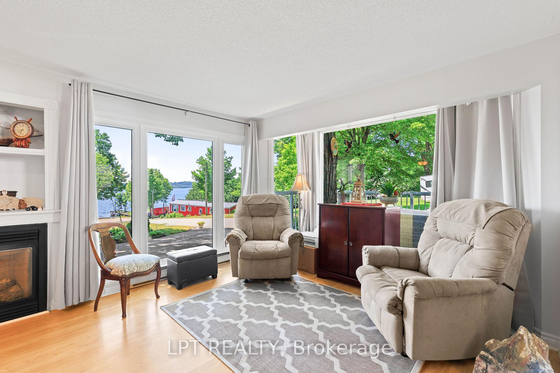 Photo 11 of Unit 3, 525 Midland Point Road, Midland — HOMEH