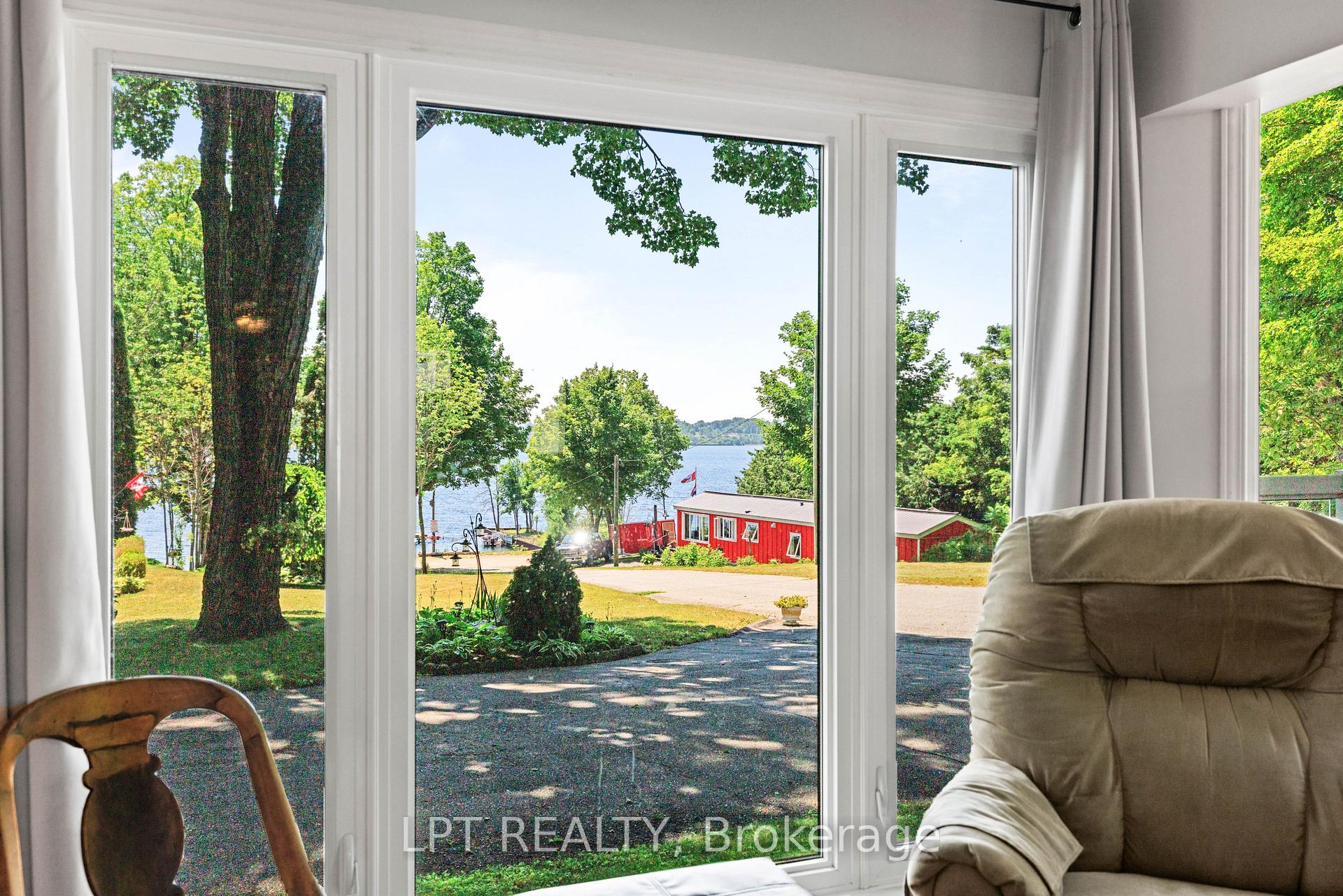 Photo 12 of Unit 3, 525 Midland Point Road, Midland — HOMEH