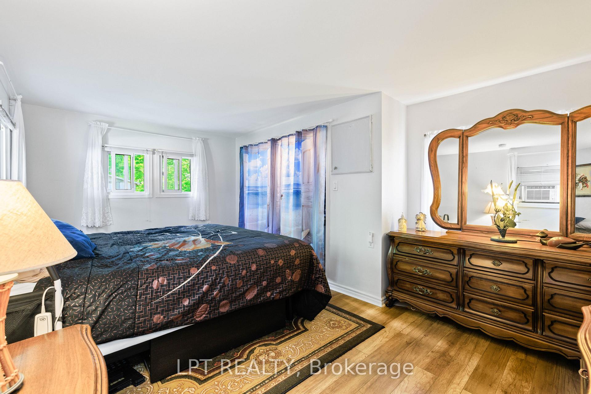 Photo 17 of Unit 3, 525 Midland Point Road, Midland — HOMEH