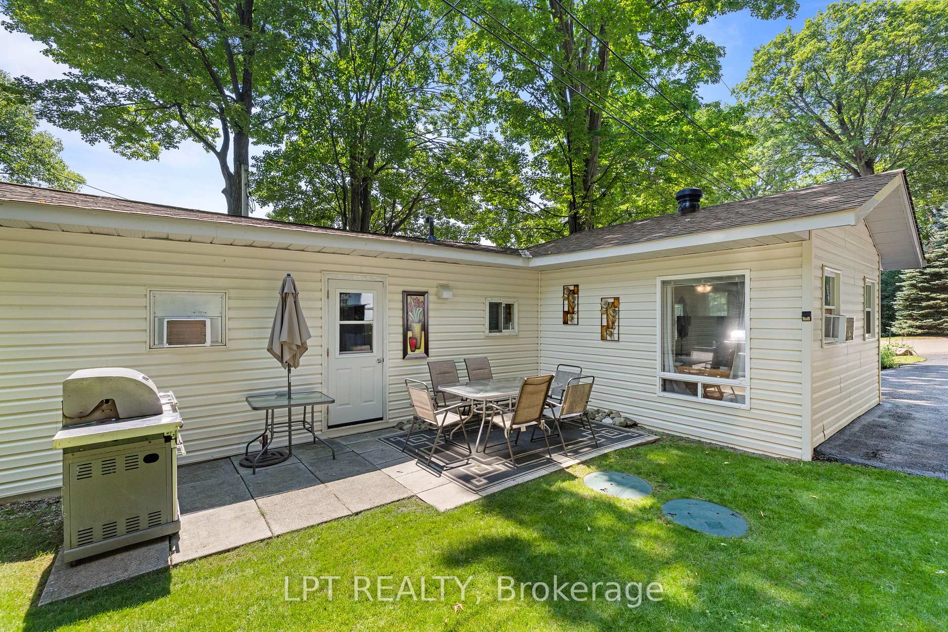 Photo 23 of Unit 3, 525 Midland Point Road, Midland — HOMEH