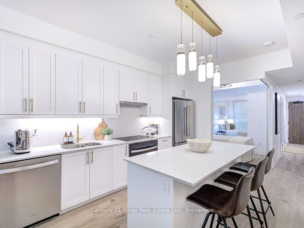 Photo 10 of Unit PH 1910, 1035 Southdown Road, Mississauga, Clarkson — HOMEH