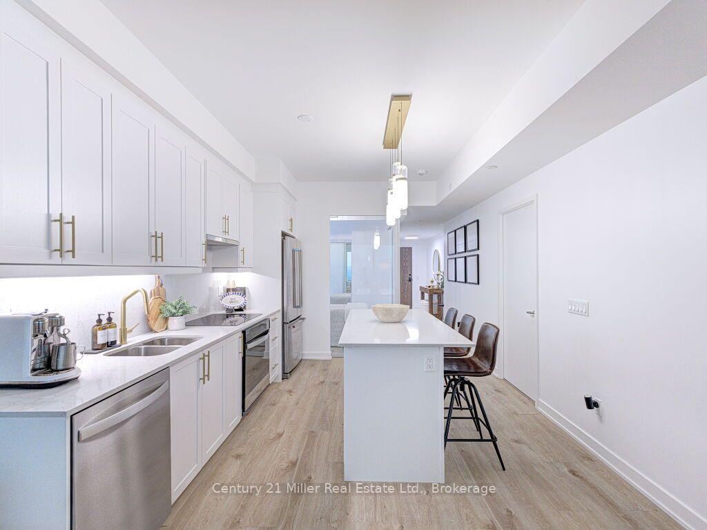 Photo 11 of Unit PH 1910, 1035 Southdown Road, Mississauga, Clarkson — HOMEH