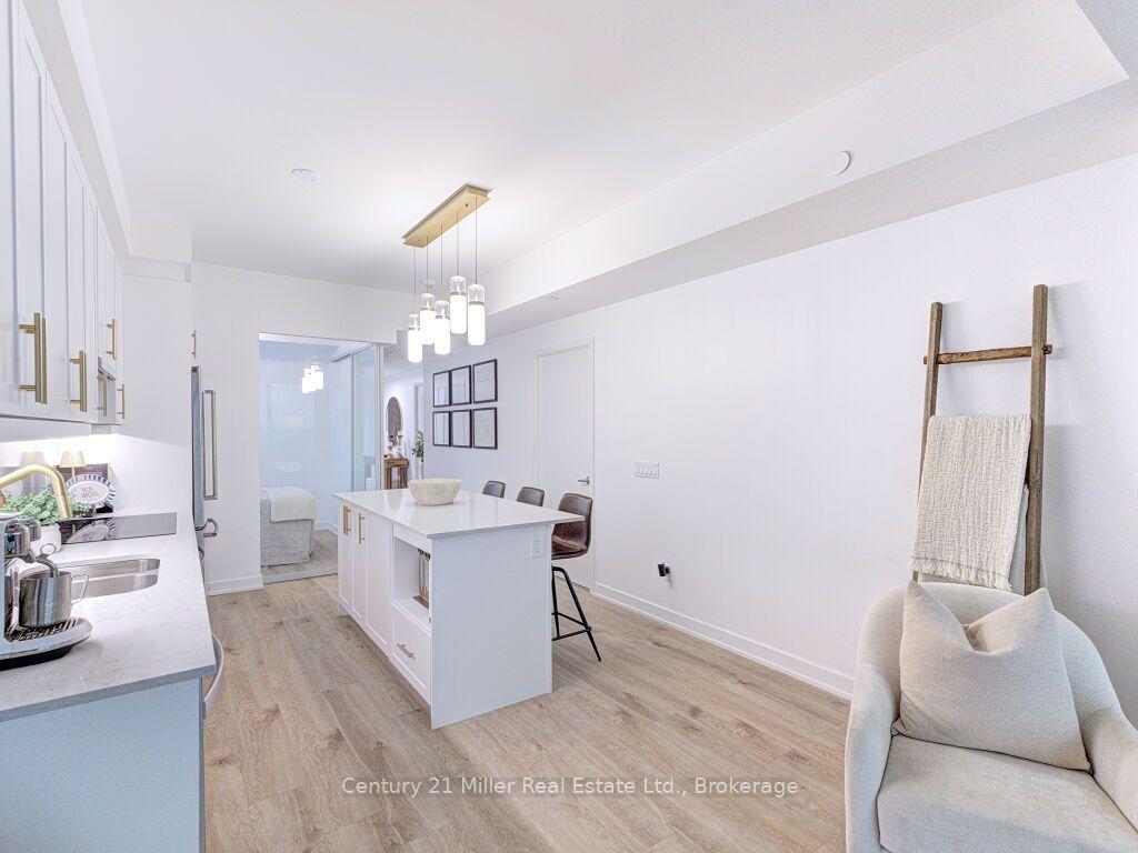 Photo 12 of Unit PH 1910, 1035 Southdown Road, Mississauga, Clarkson — HOMEH