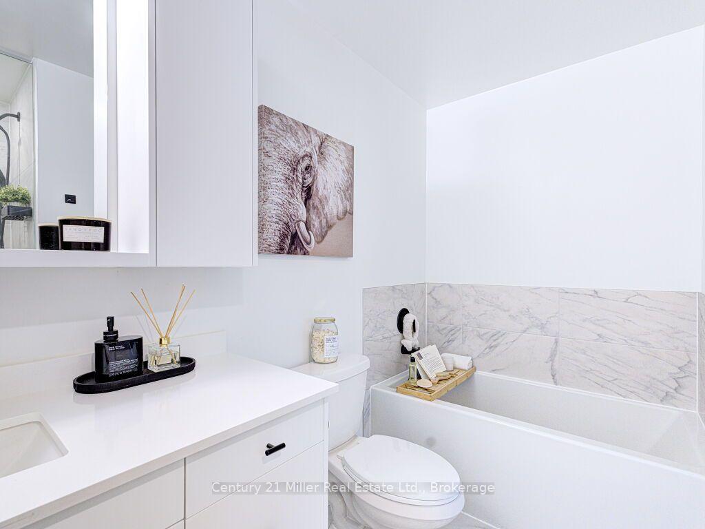 Photo 25 of Unit PH 1910, 1035 Southdown Road, Mississauga, Clarkson — HOMEH