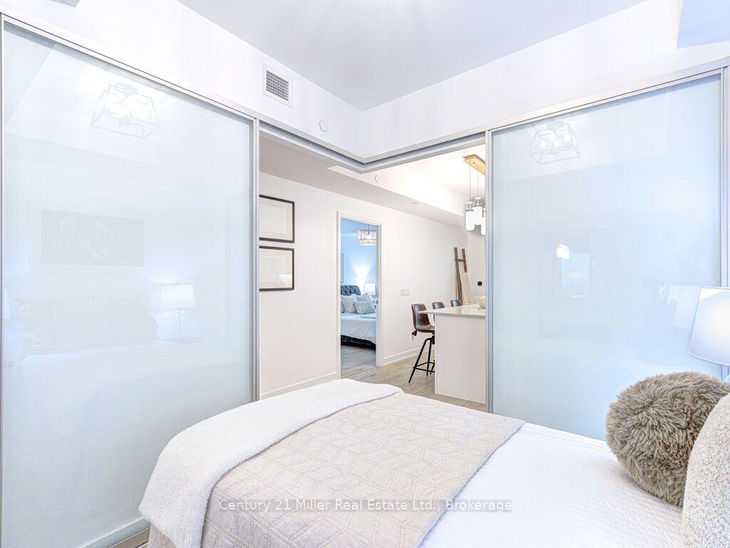 Photo 27 of Unit PH 1910, 1035 Southdown Road, Mississauga, Clarkson — HOMEH