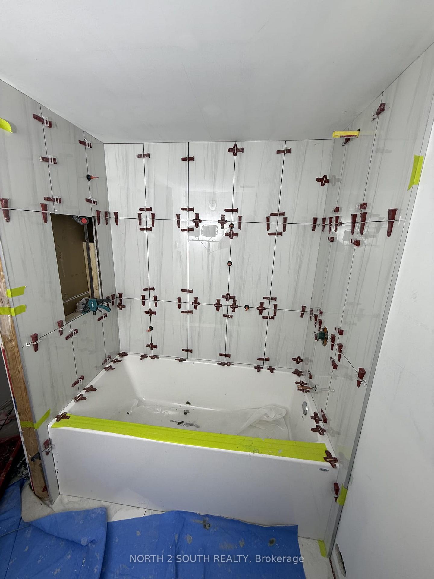 Photo 2 of Unit Bsmt, 39 Knicely Road, Barrie, Painswick North — HOMEH