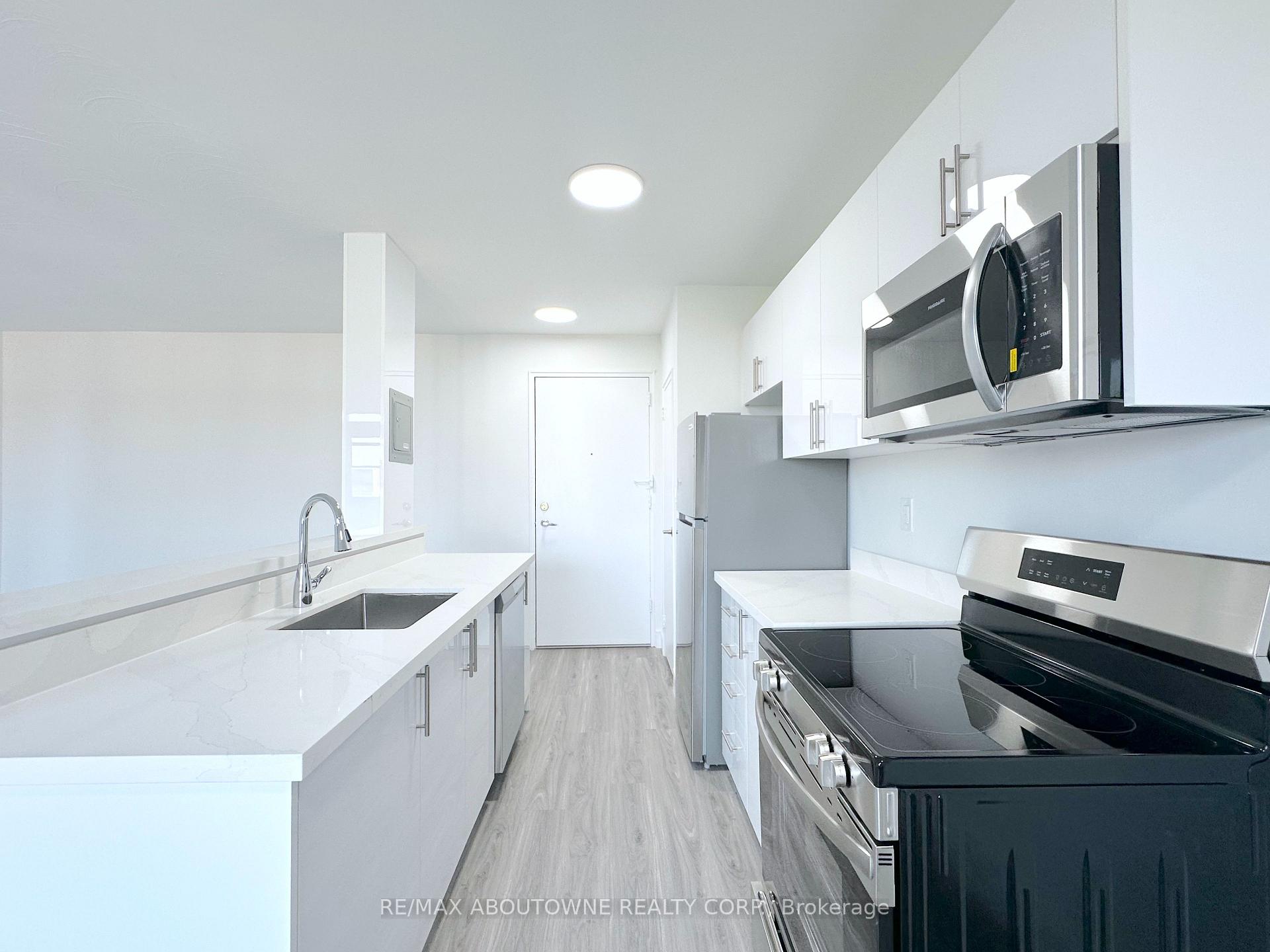Photo 5 of Unit 716, 79 Jameson Avenue, Toronto, South Parkdale — HOMEH