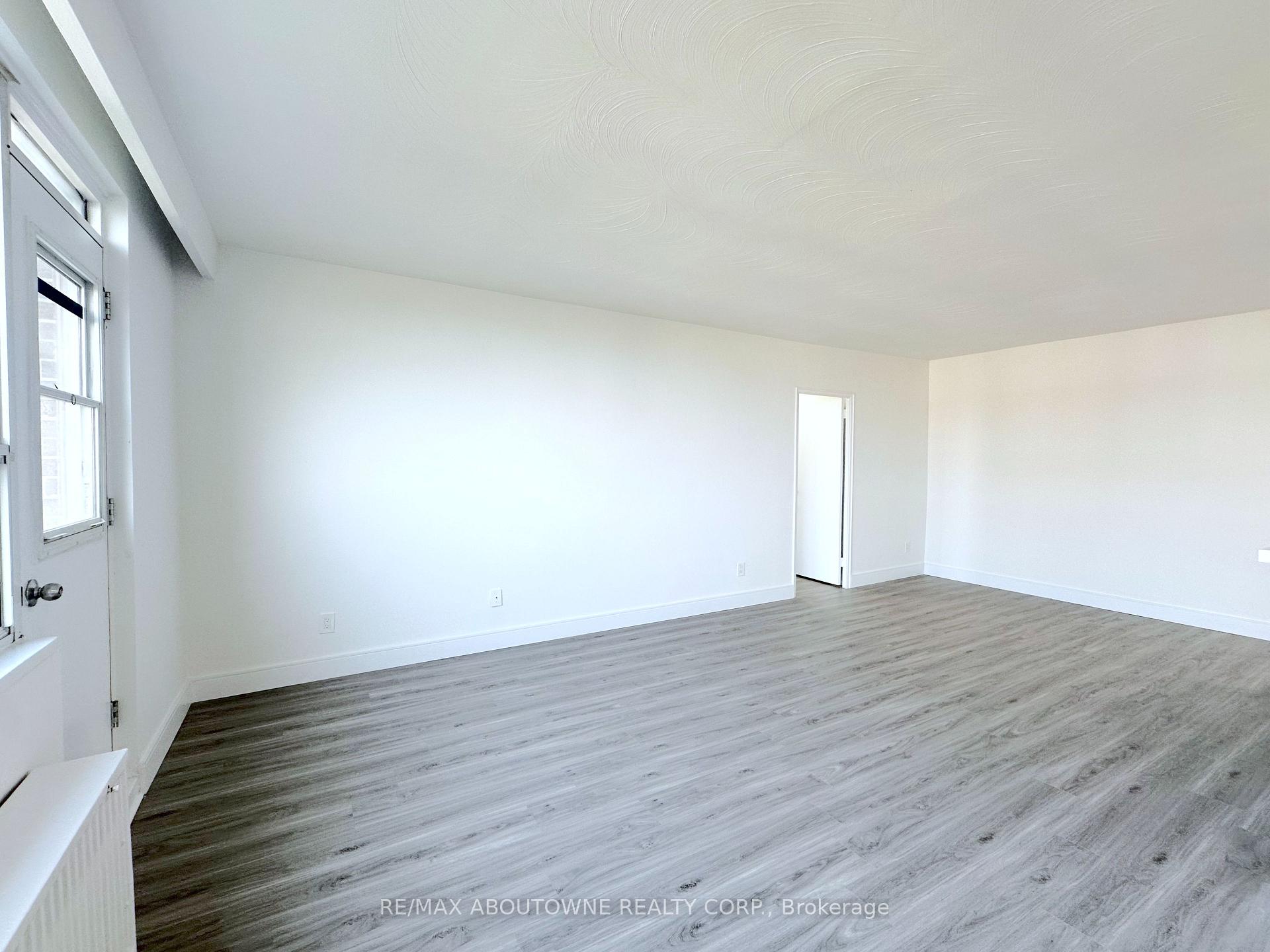 Photo 6 of Unit 716, 79 Jameson Avenue, Toronto, South Parkdale — HOMEH