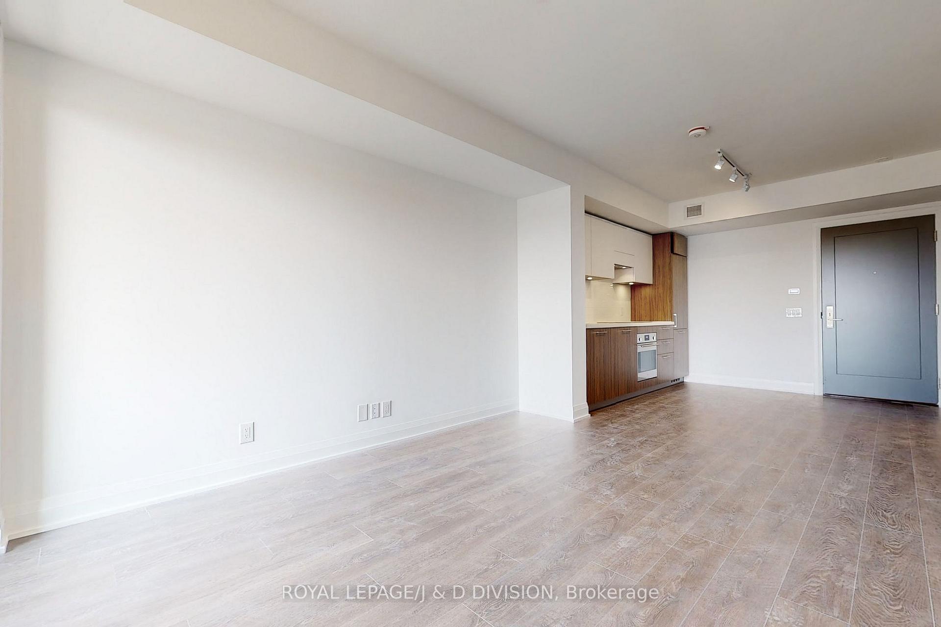 Photo 8 of Unit 610, 33 Frederick Todd Way, Toronto, Thorncliffe Park — HOMEH