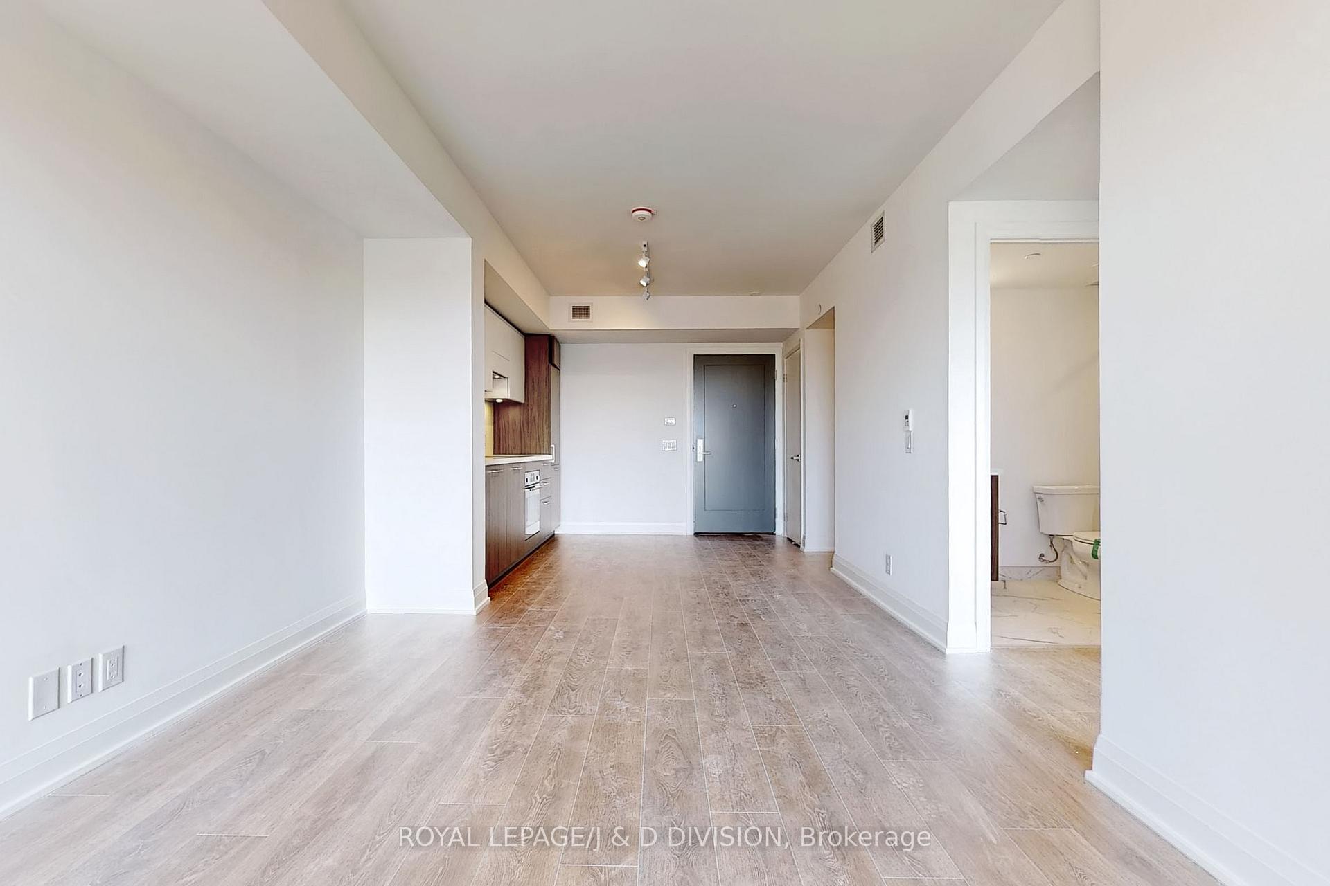 Photo 9 of Unit 610, 33 Frederick Todd Way, Toronto, Thorncliffe Park — HOMEH
