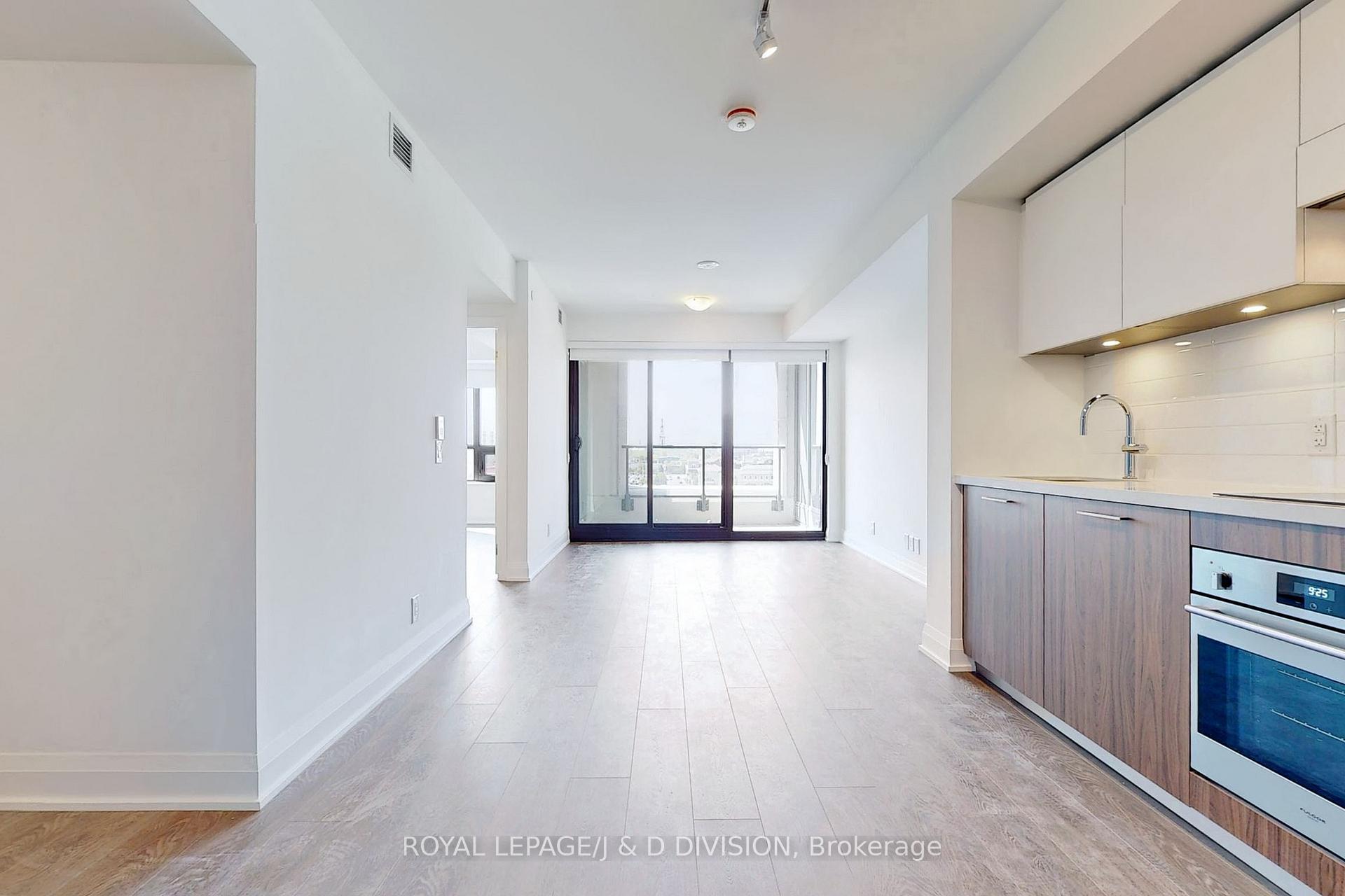 Photo 15 of Unit 610, 33 Frederick Todd Way, Toronto, Thorncliffe Park — HOMEH