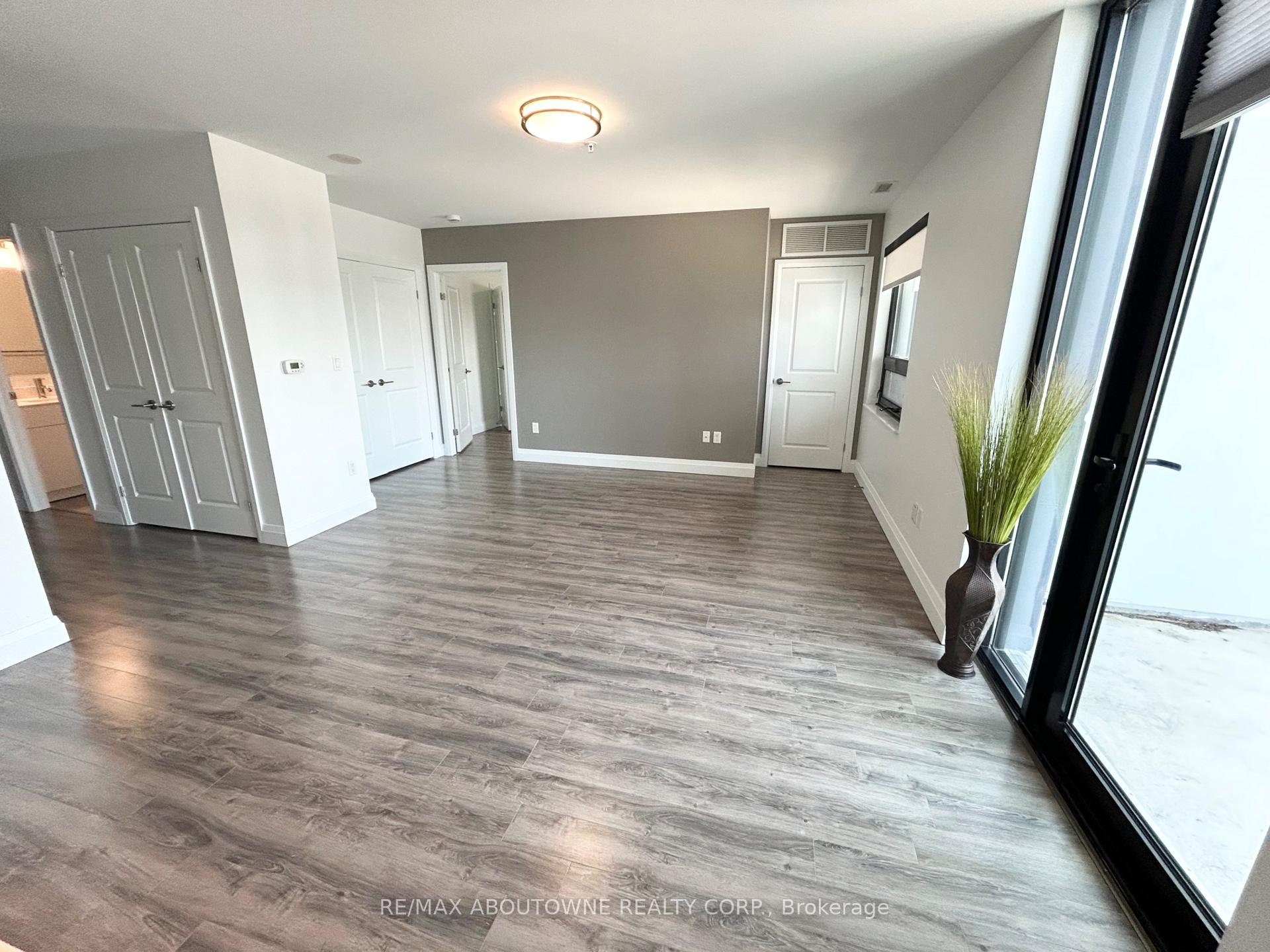 Photo 7 of Unit 1008, 460A Belmont Avenue W, Kitchener, Cherry Hill — HOMEH