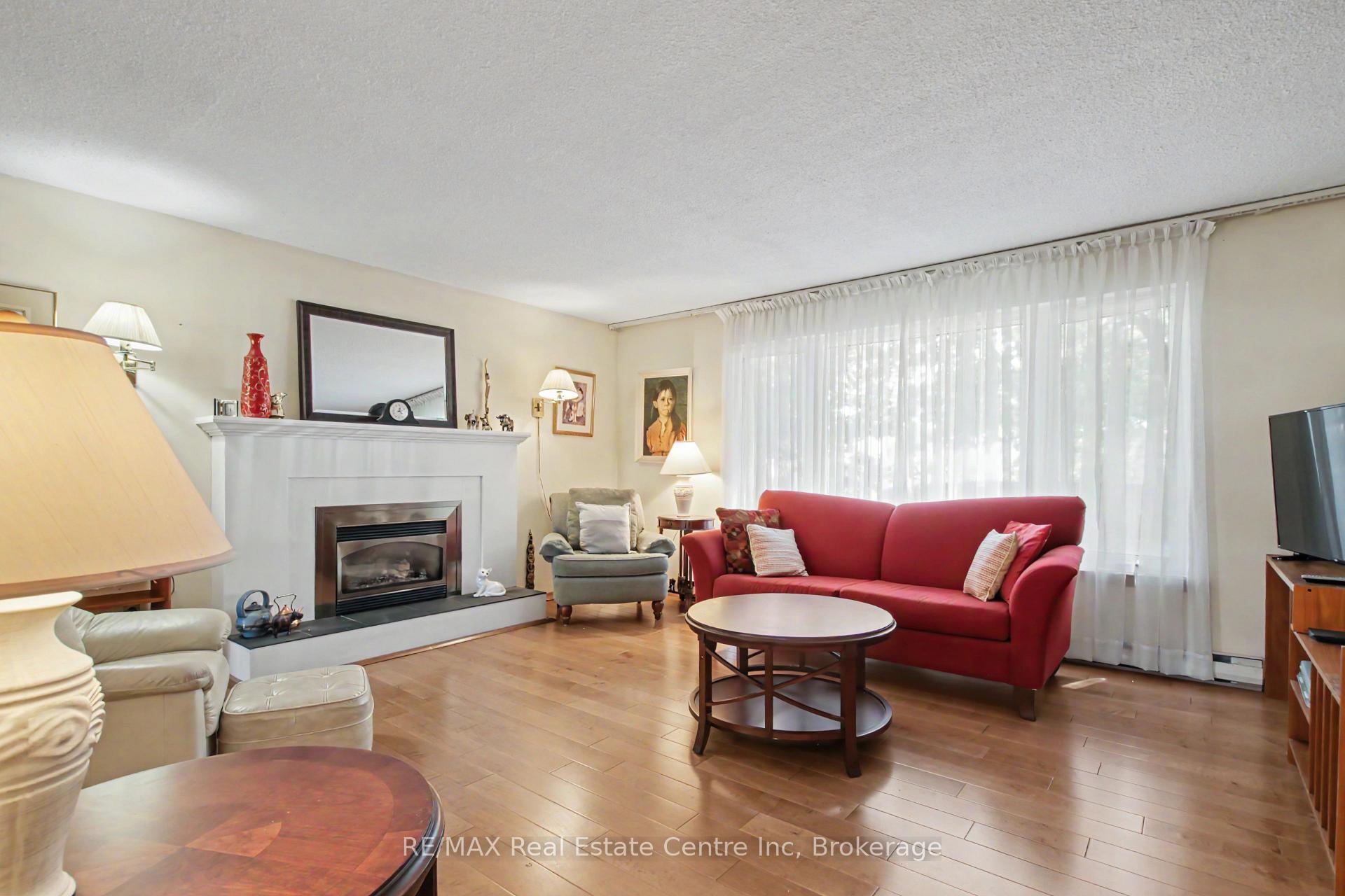 Photo 17 of 23 Northwood Crescent, Guelph, Willow West/Sugarbush/West Acres — HOMEH