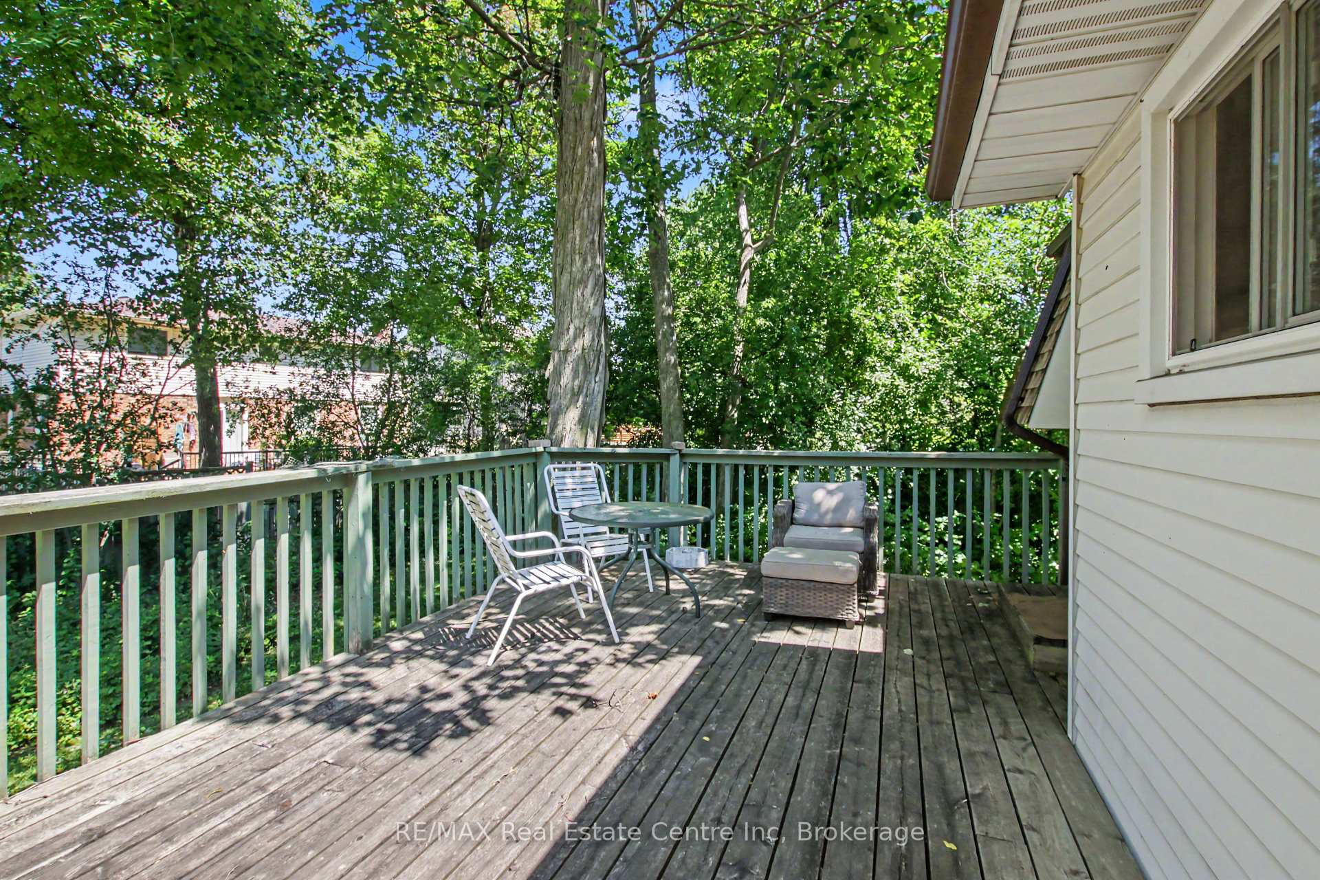 Photo 29 of 23 Northwood Crescent, Guelph, Willow West/Sugarbush/West Acres — HOMEH