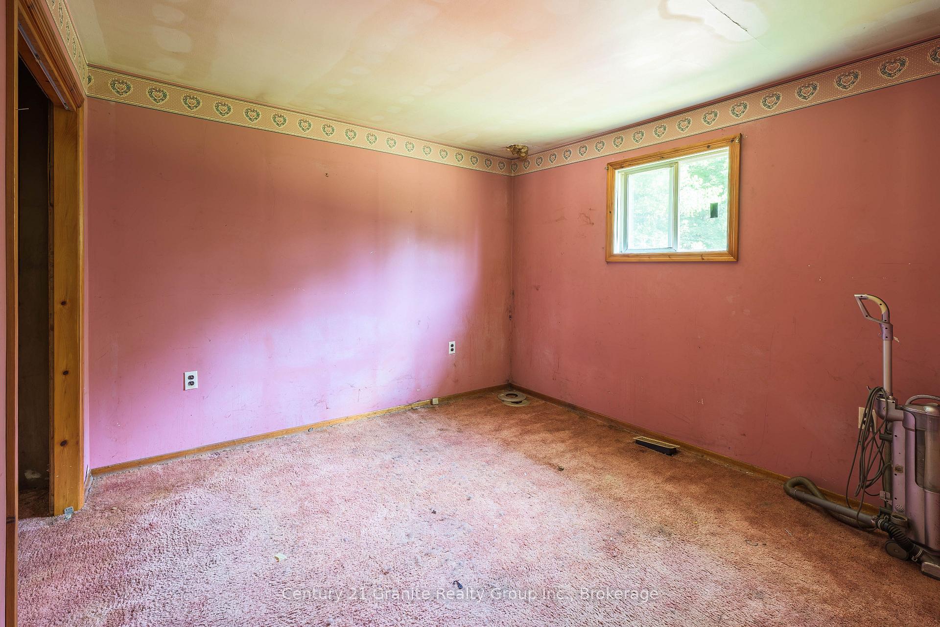 Photo 13 of 4750 County Road 121, Minden Hills, Snowdon — HOMEH