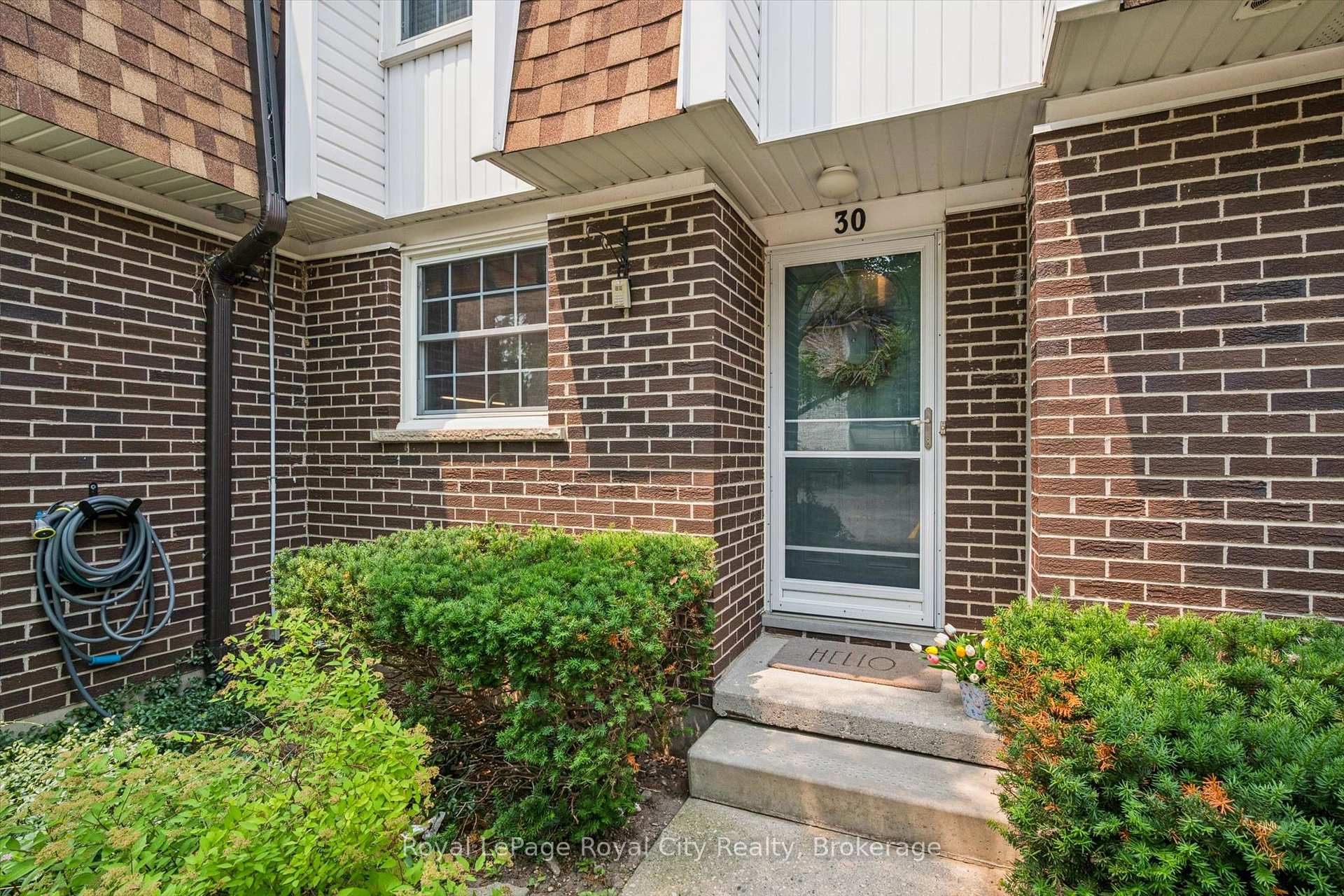 Photo 4 of Unit 30, 383 Edinburgh Road S, Guelph, Dovercliffe Park/Old University — HOMEH