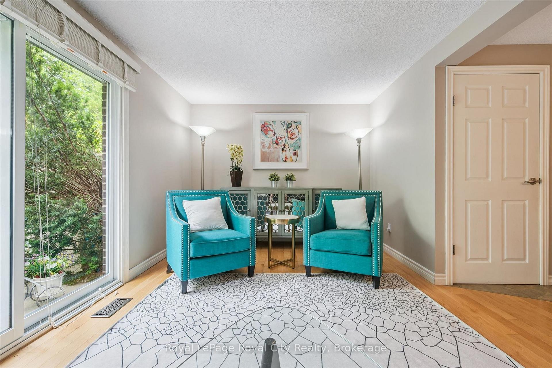 Photo 11 of Unit 30, 383 Edinburgh Road S, Guelph, Dovercliffe Park/Old University — HOMEH