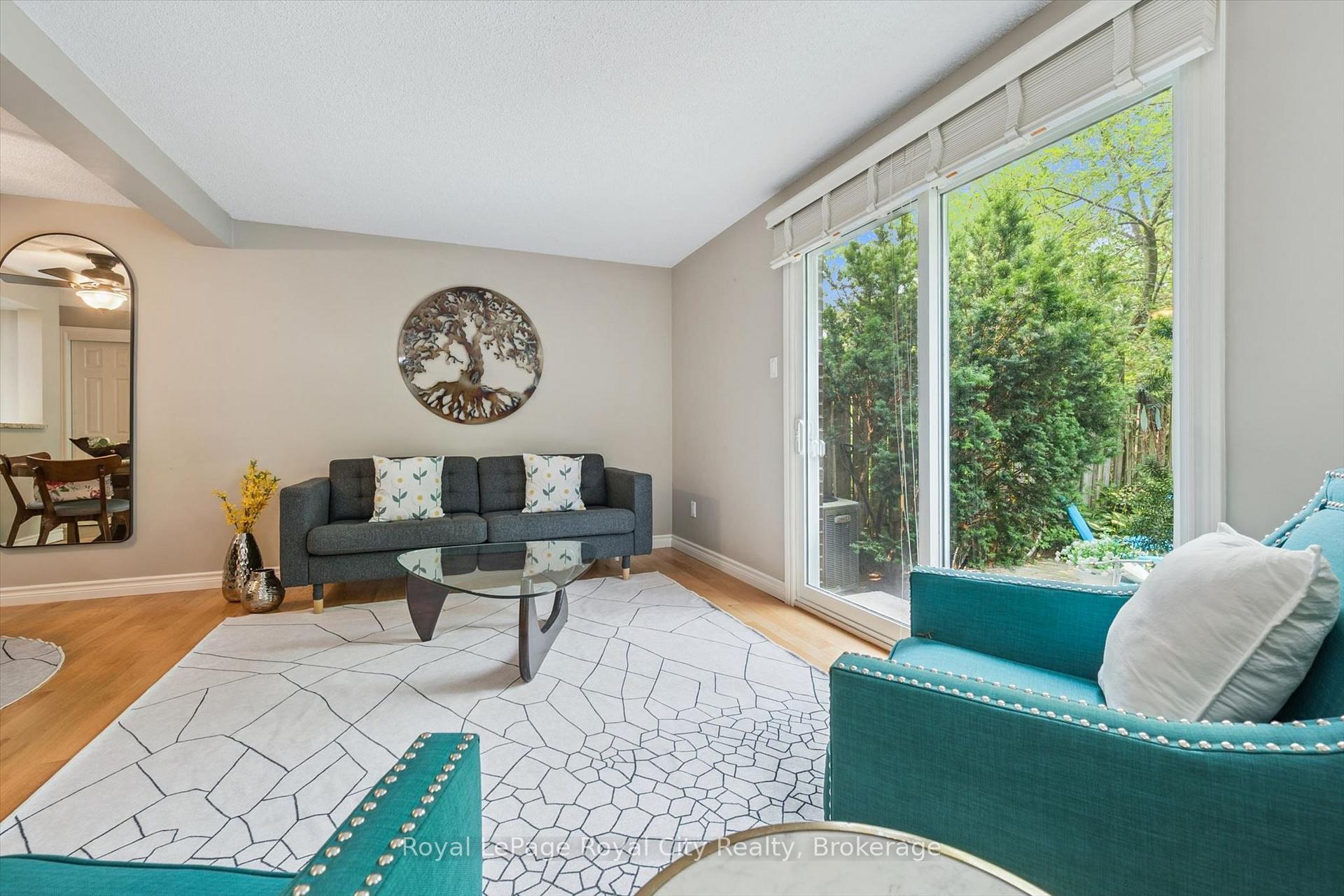 Photo 13 of Unit 30, 383 Edinburgh Road S, Guelph, Dovercliffe Park/Old University — HOMEH
