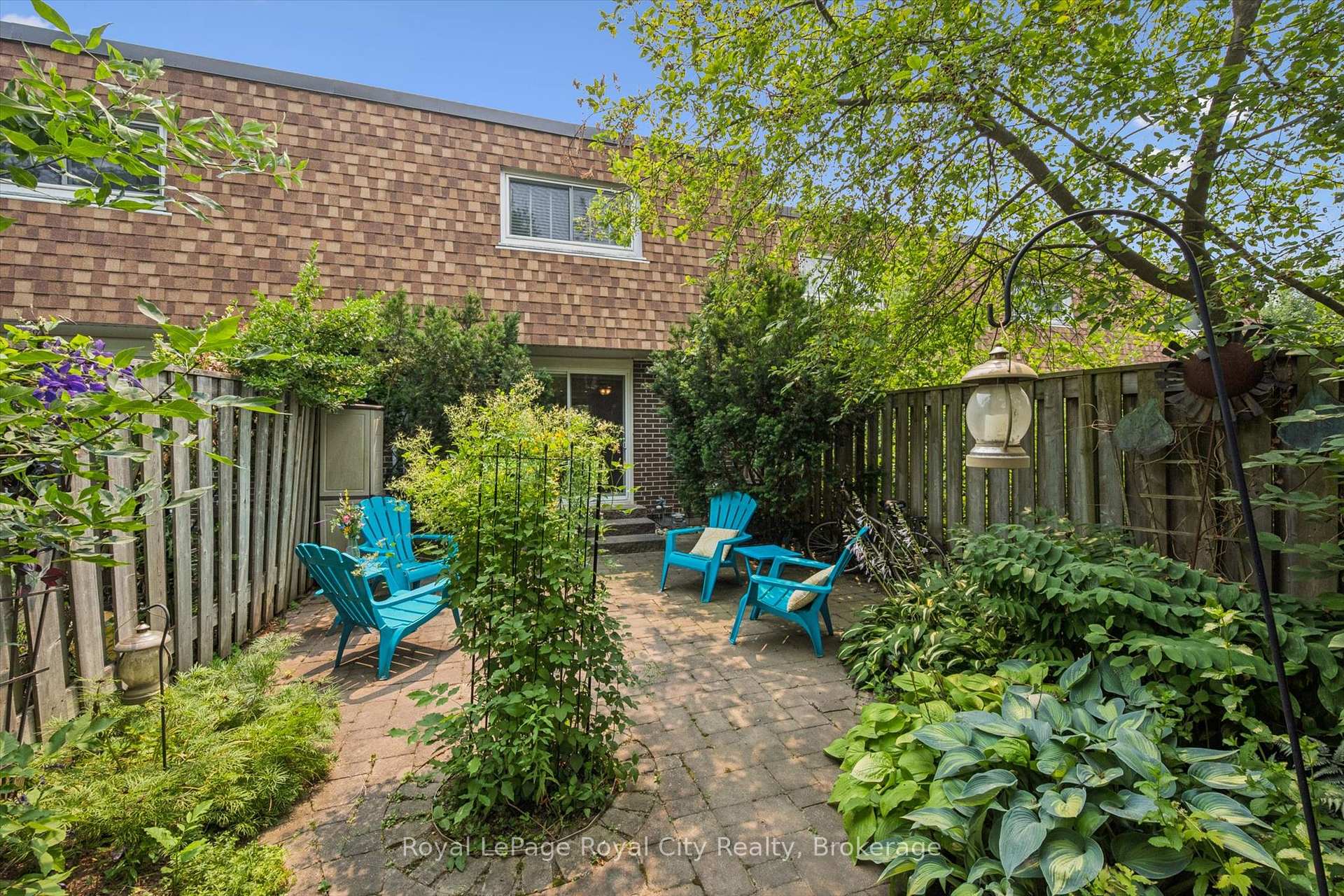 Photo 37 of Unit 30, 383 Edinburgh Road S, Guelph, Dovercliffe Park/Old University — HOMEH