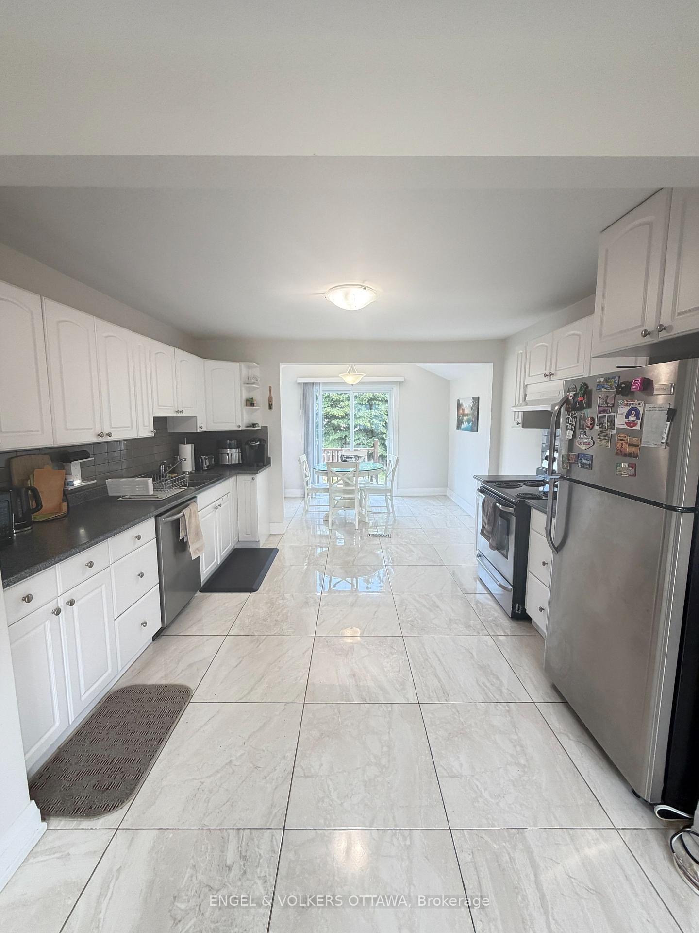 Photo 11 of 44 Granton Avenue, Ottawa, Meadowlands/St. Claire Gardens — HOMEH