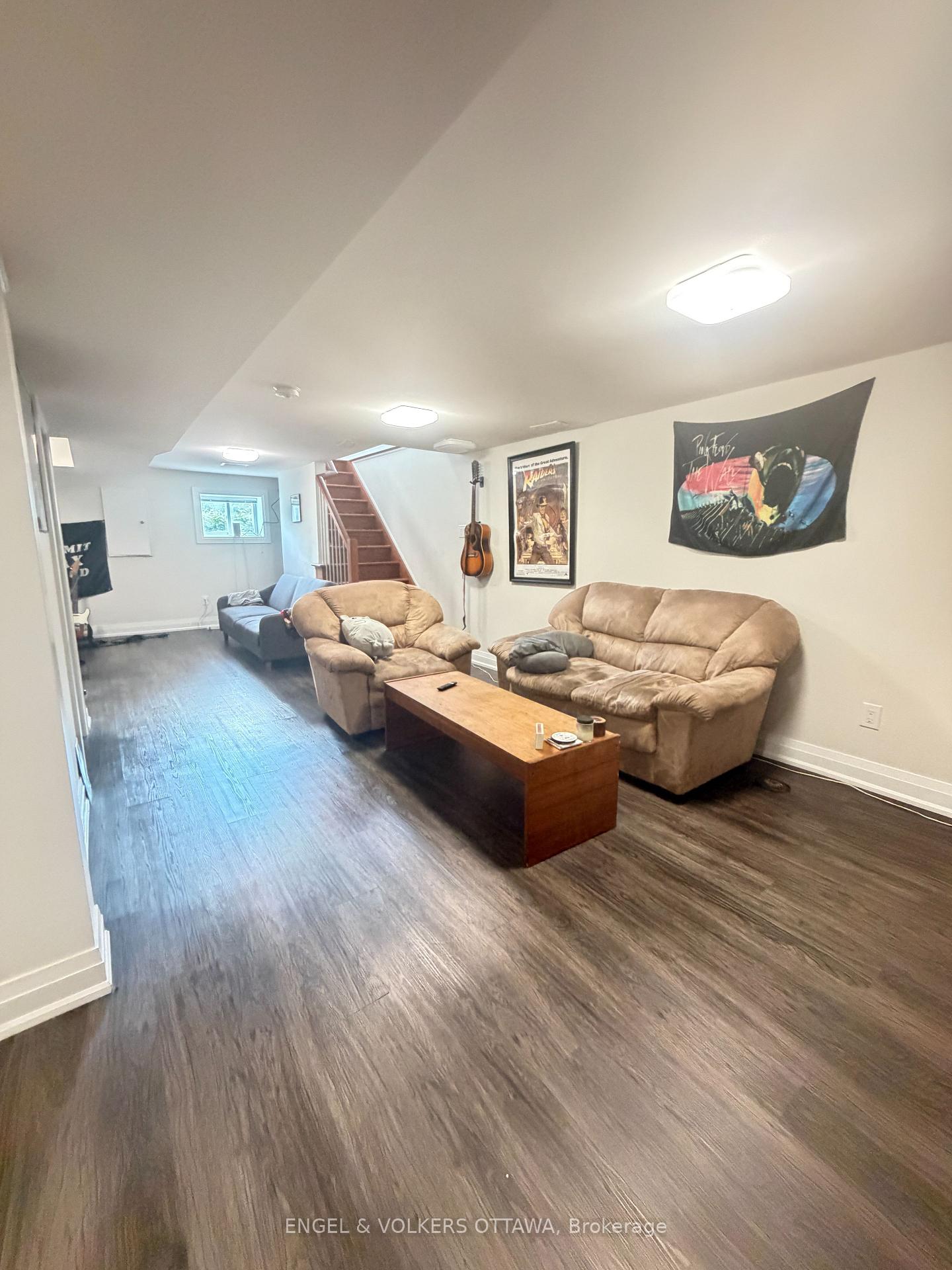 Photo 17 of 44 Granton Avenue, Ottawa, Meadowlands/St. Claire Gardens — HOMEH