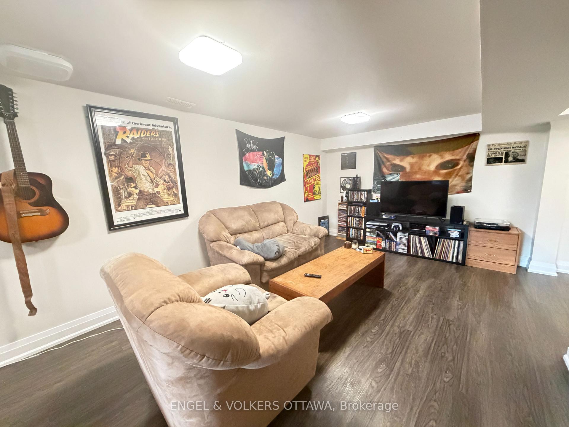 Photo 19 of 44 Granton Avenue, Ottawa, Meadowlands/St. Claire Gardens — HOMEH