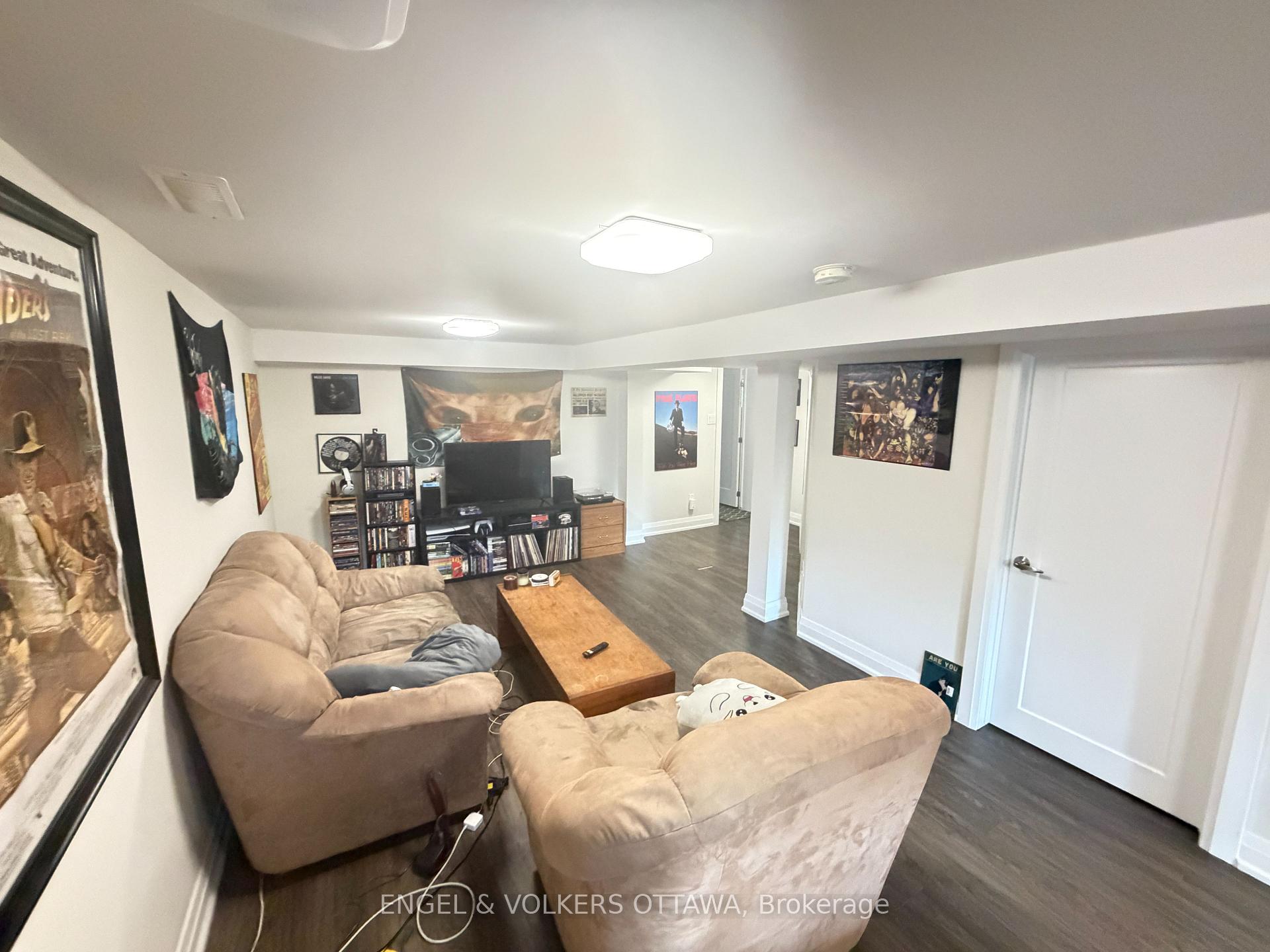 Photo 20 of 44 Granton Avenue, Ottawa, Meadowlands/St. Claire Gardens — HOMEH