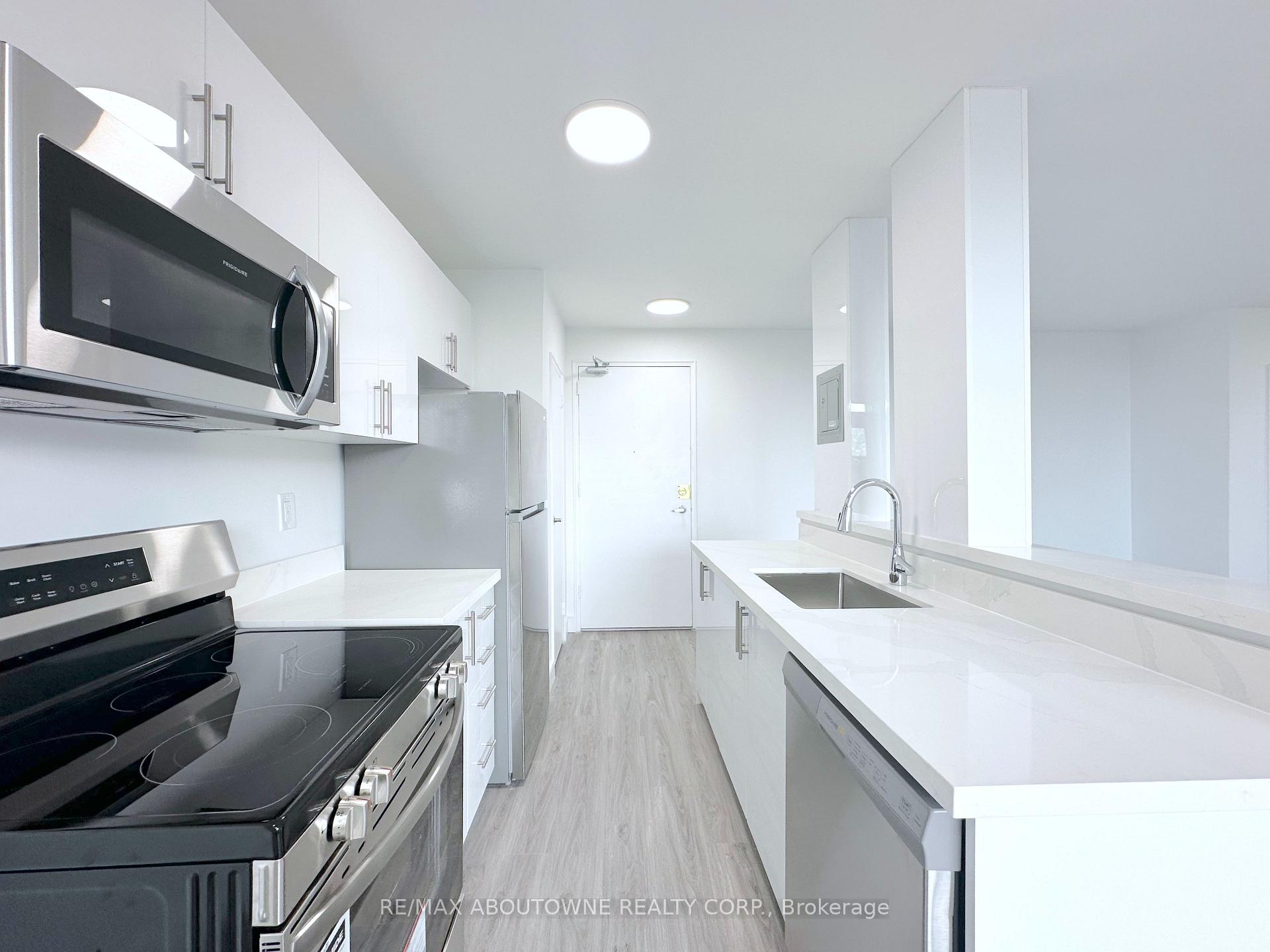 Photo 4 of Unit 301, 79 Jameson Avenue, Toronto, South Parkdale — HOMEH