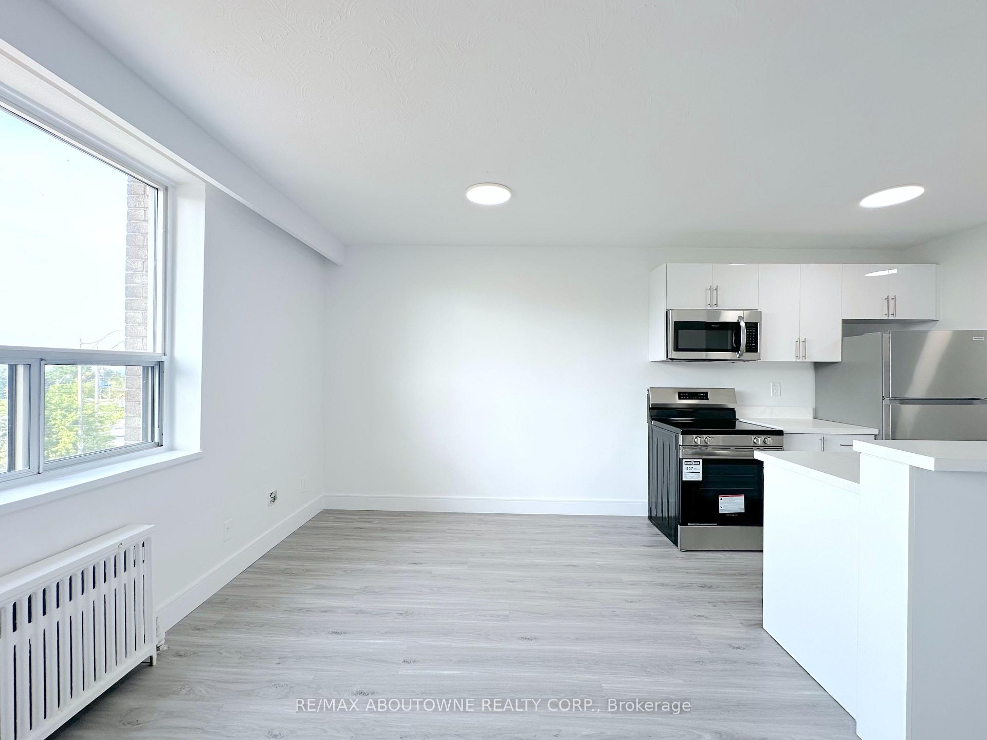 Photo 5 of Unit 301, 79 Jameson Avenue, Toronto, South Parkdale — HOMEH